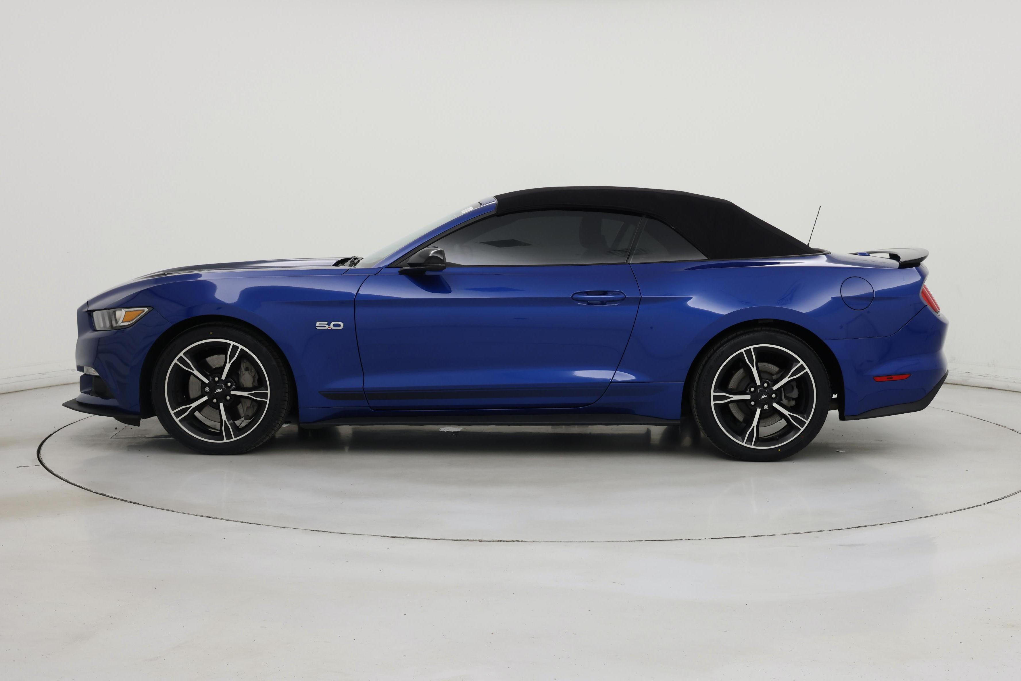 Thumbnail: 2017 Ford Mustang - 3