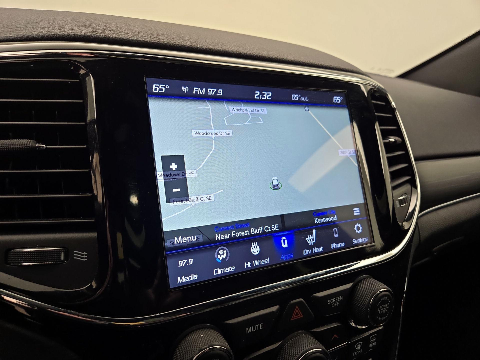 Thumbnail: 2020 Jeep Grand Cherokee - 14