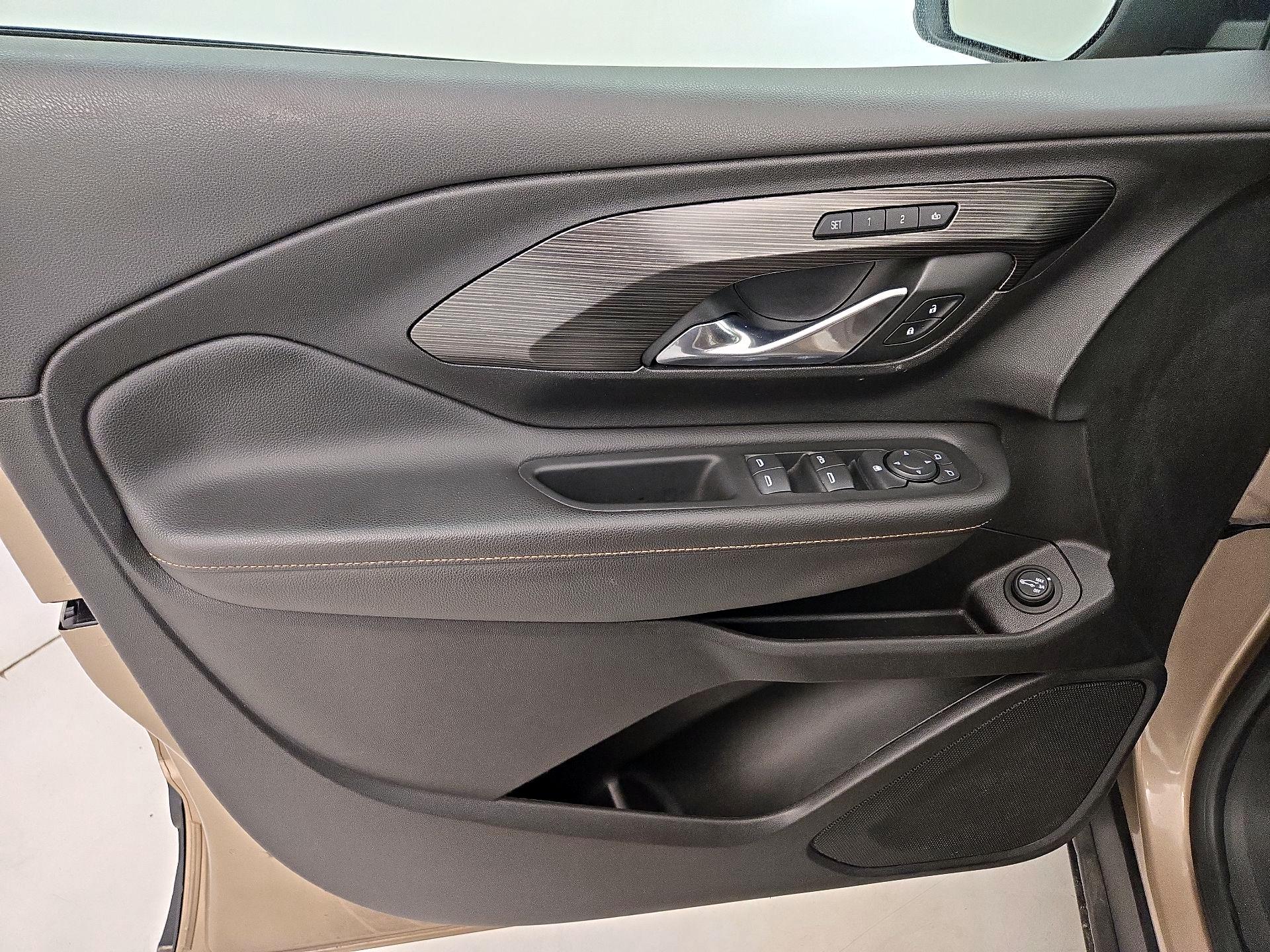 Thumbnail: 2018 GMC Terrain - 12