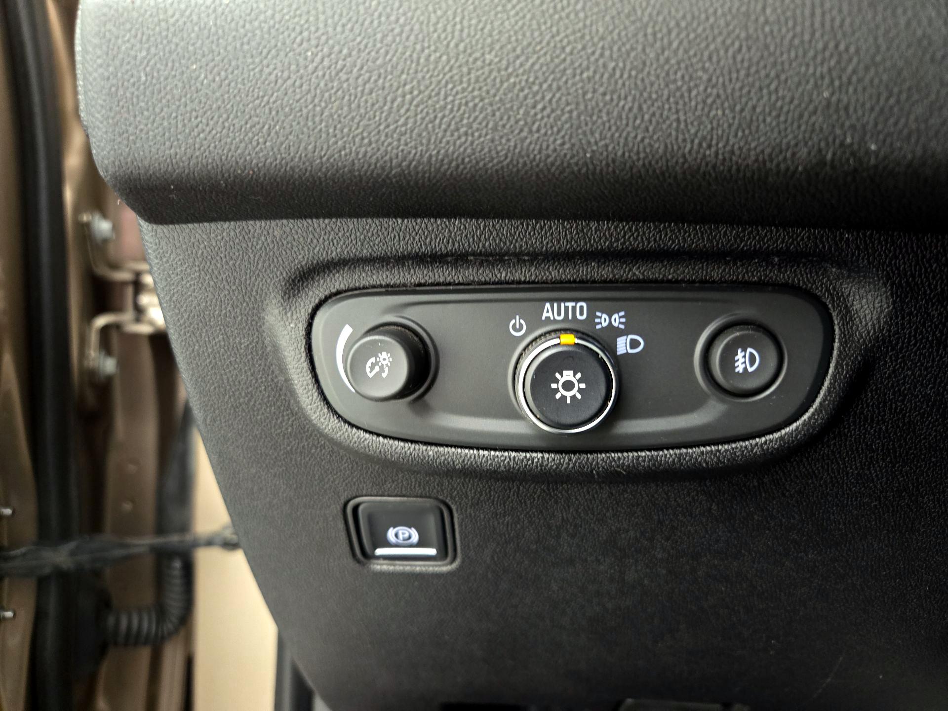 Thumbnail: 2018 GMC Terrain - 13