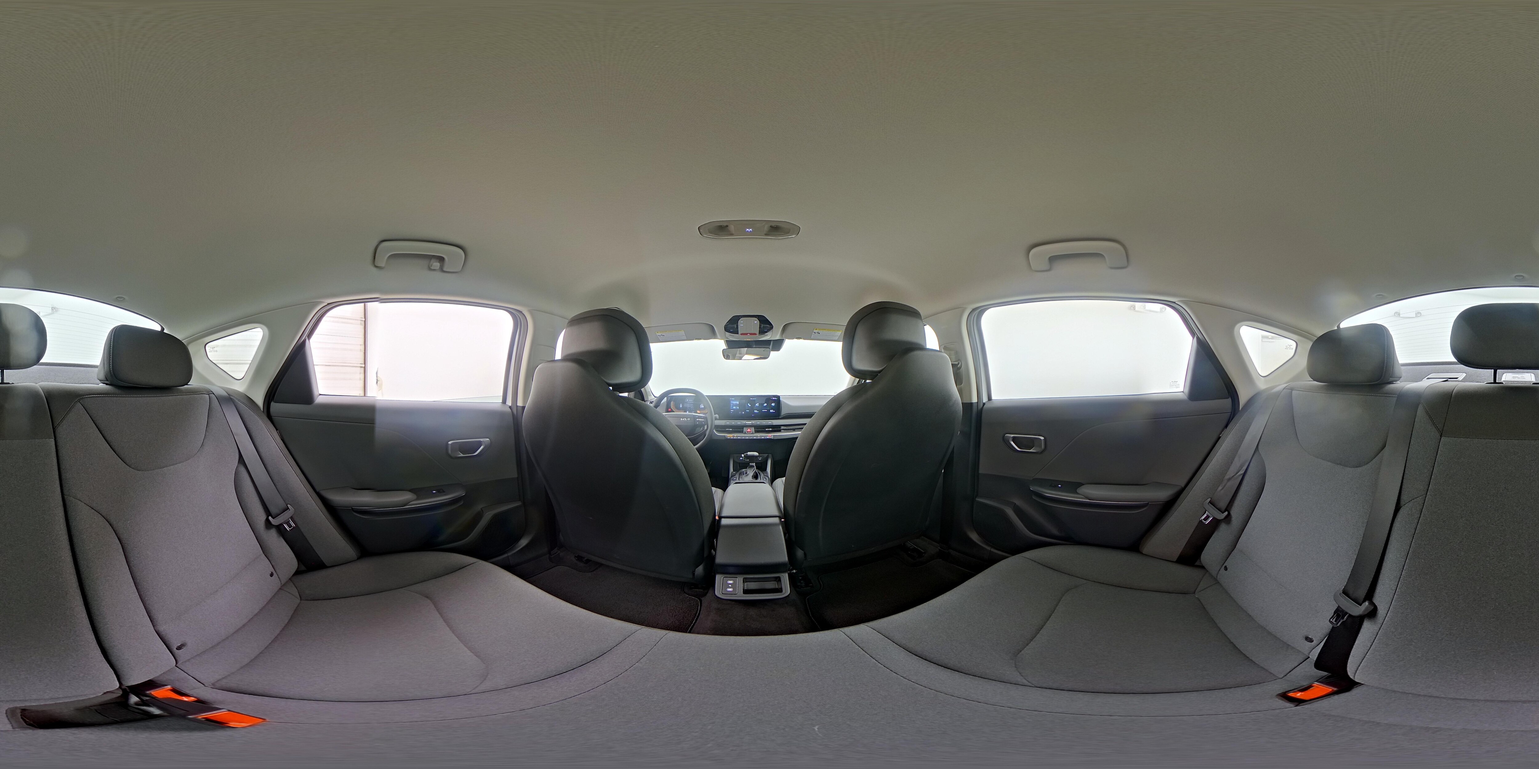 2025 Kia K4 LXS - Photo 25