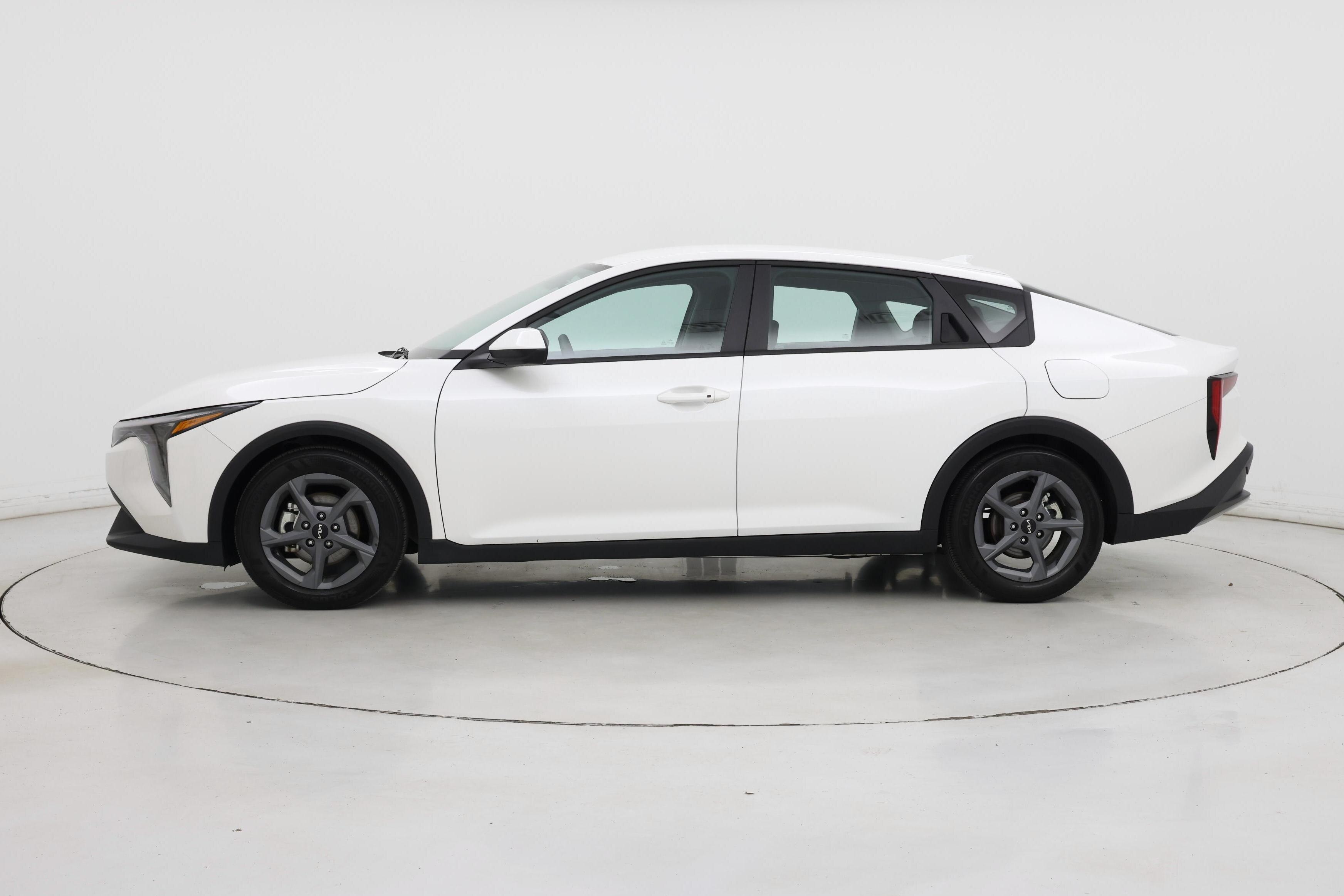 Thumbnail: 2025 Kia K4 - 3
