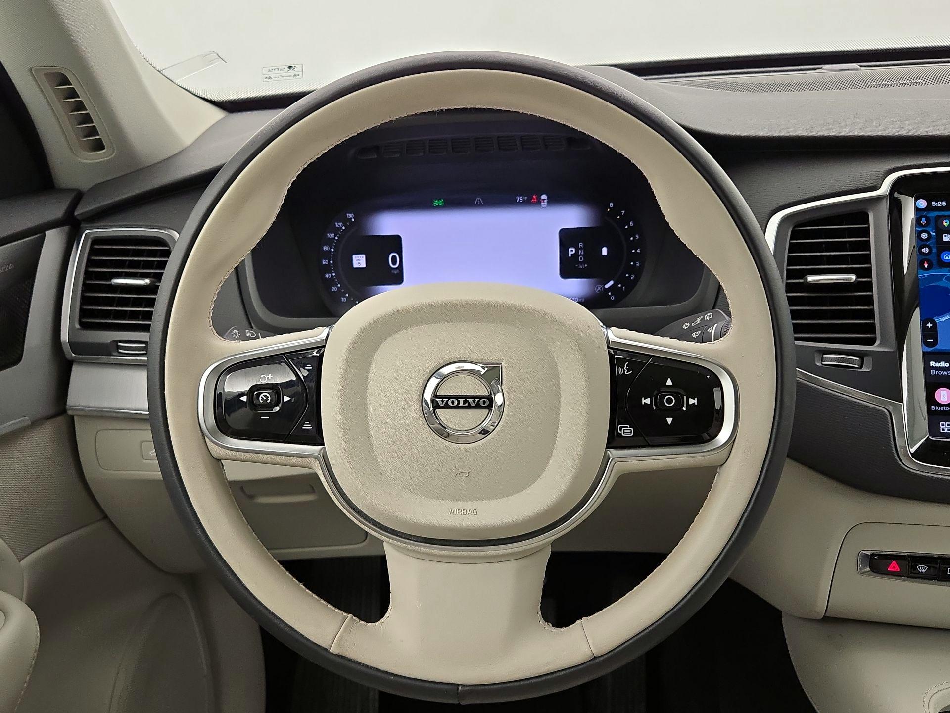 Thumbnail: 2023 Volvo XC90 - 10