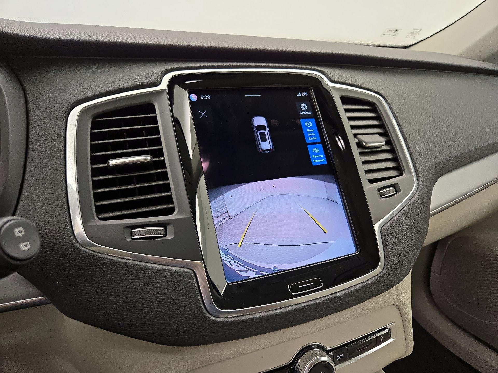 Thumbnail: 2023 Volvo XC90 - 15