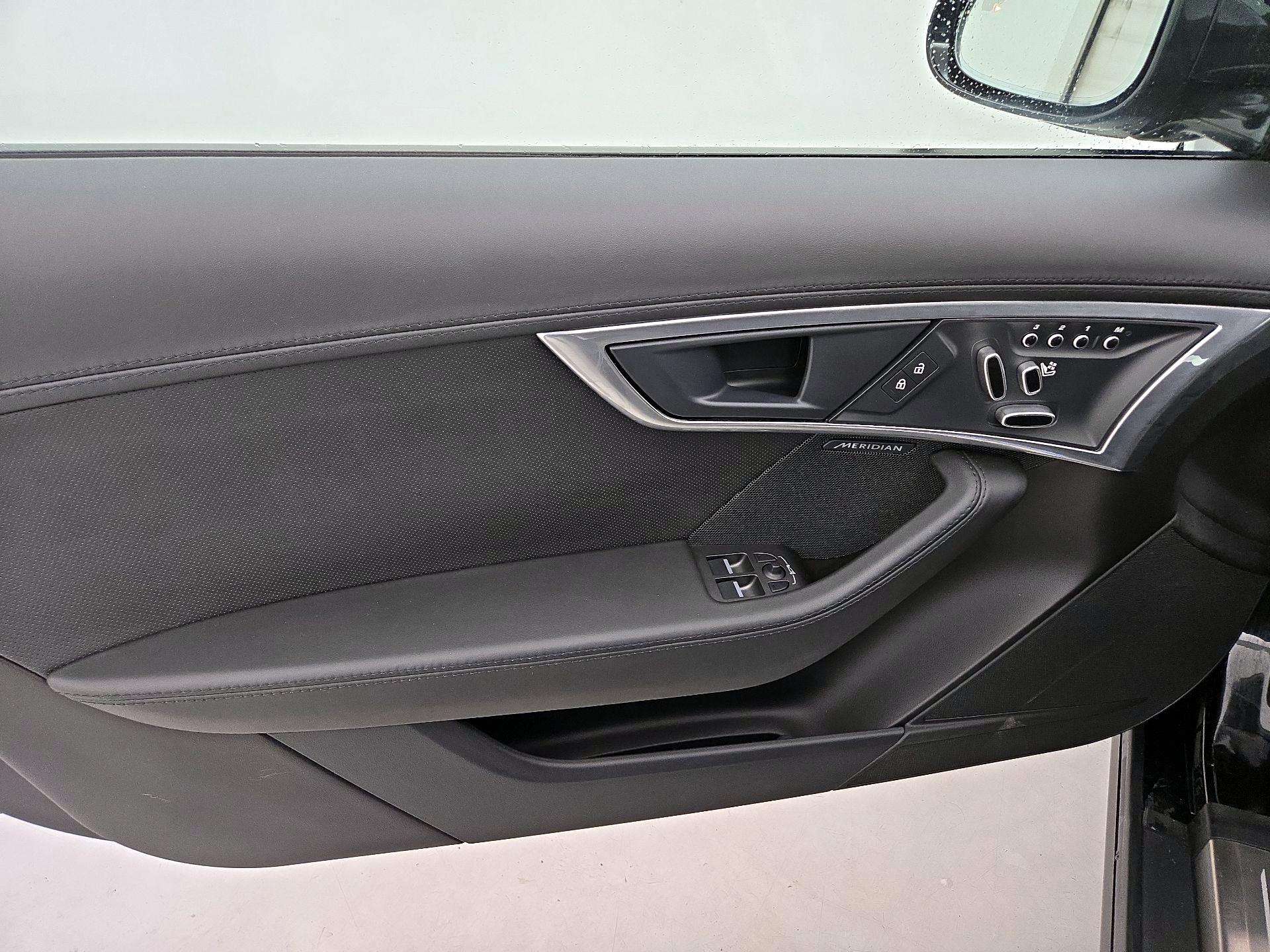 Thumbnail: 2021 Jaguar F-Type - 12