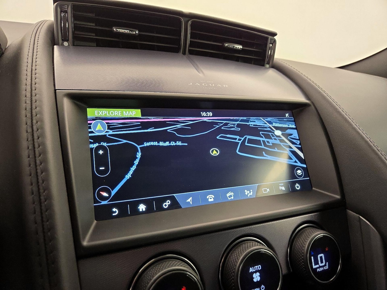 2021 Jaguar F-TYPE Base - Photo 15