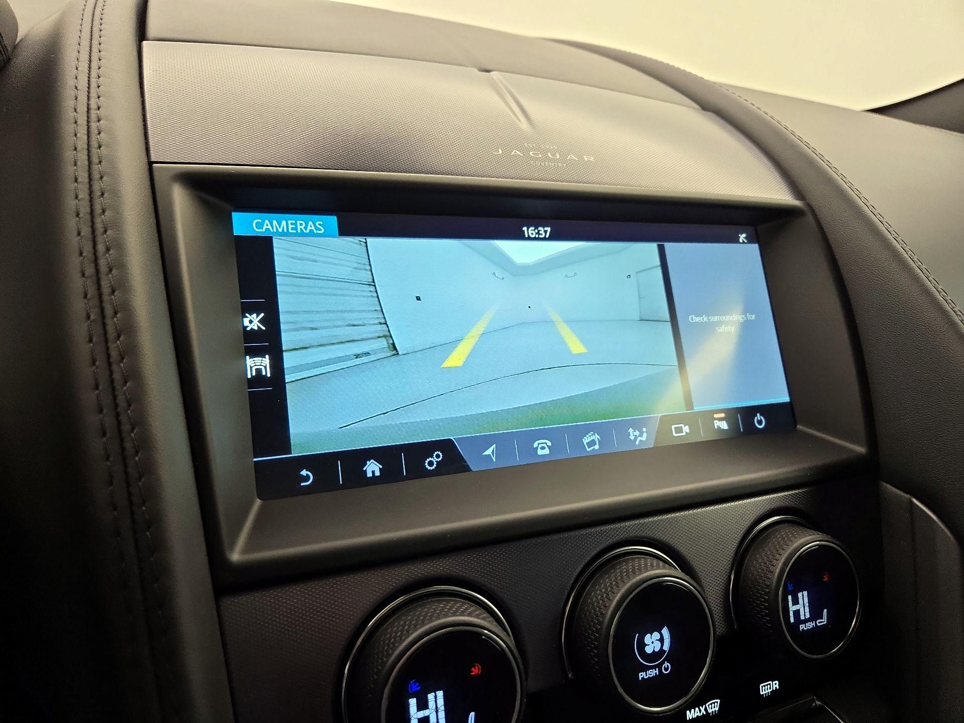 Thumbnail: 2021 Jaguar F-Type - 15