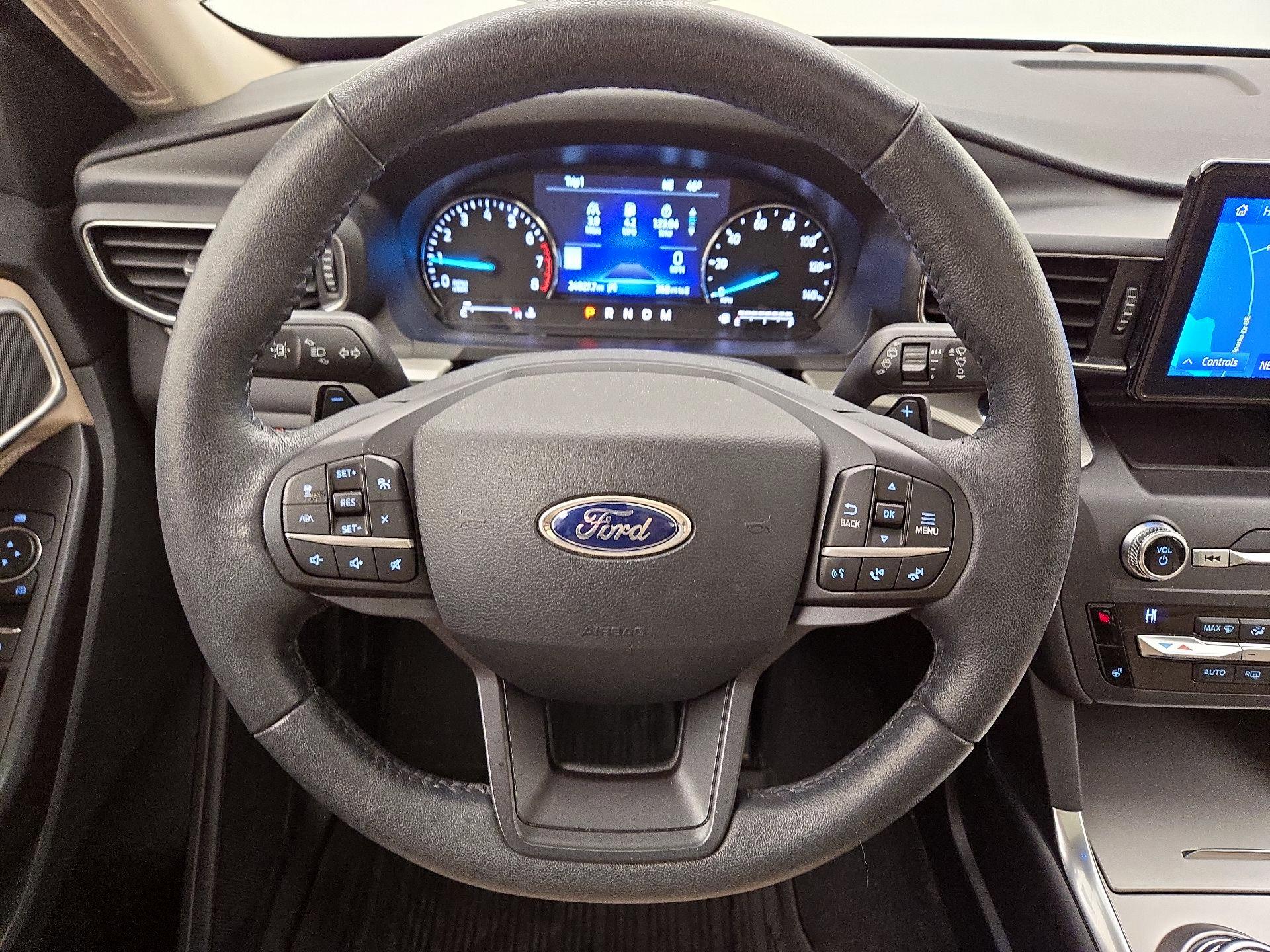 Thumbnail: 2020 Ford Explorer - 10