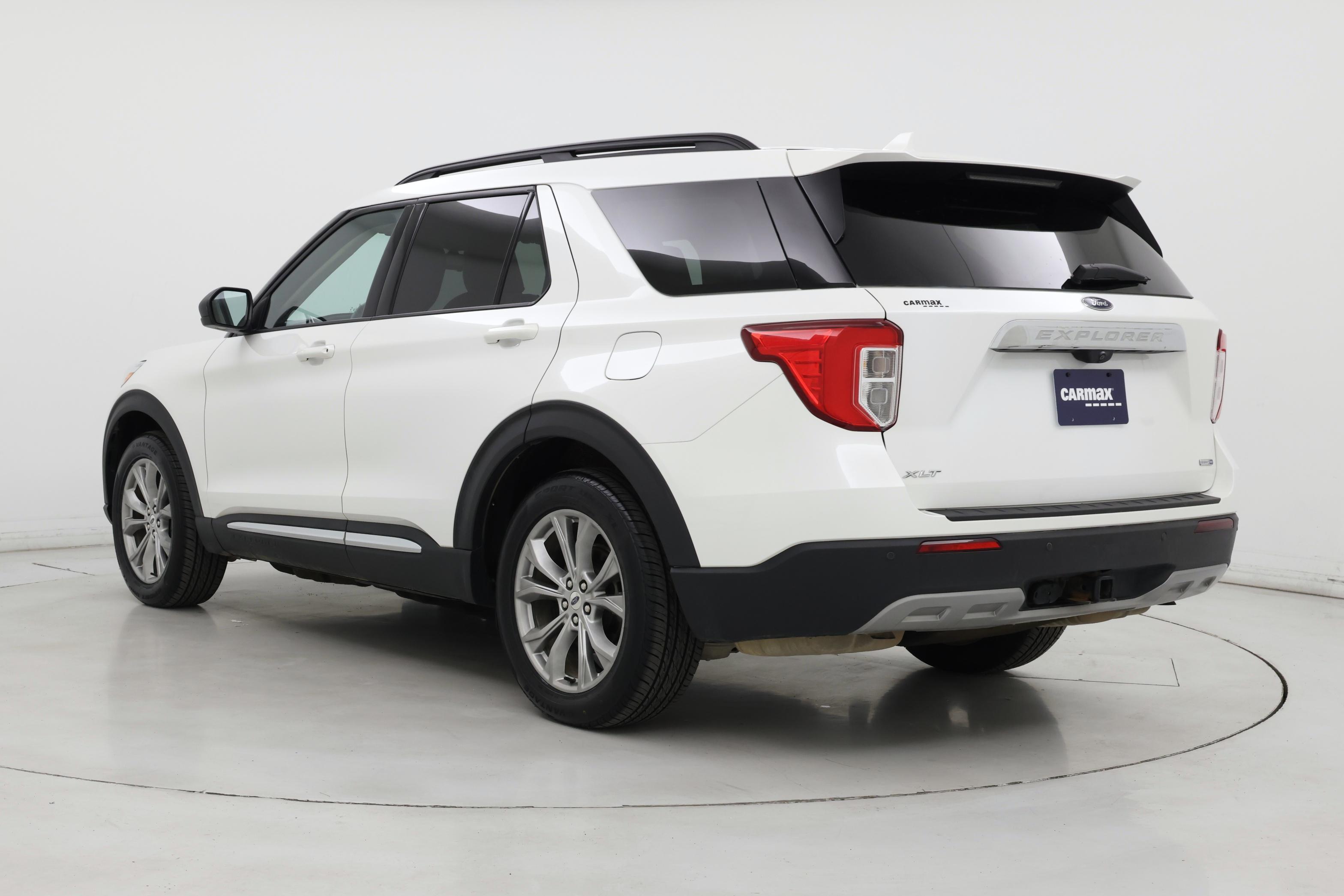 Thumbnail: 2020 Ford Explorer - 2