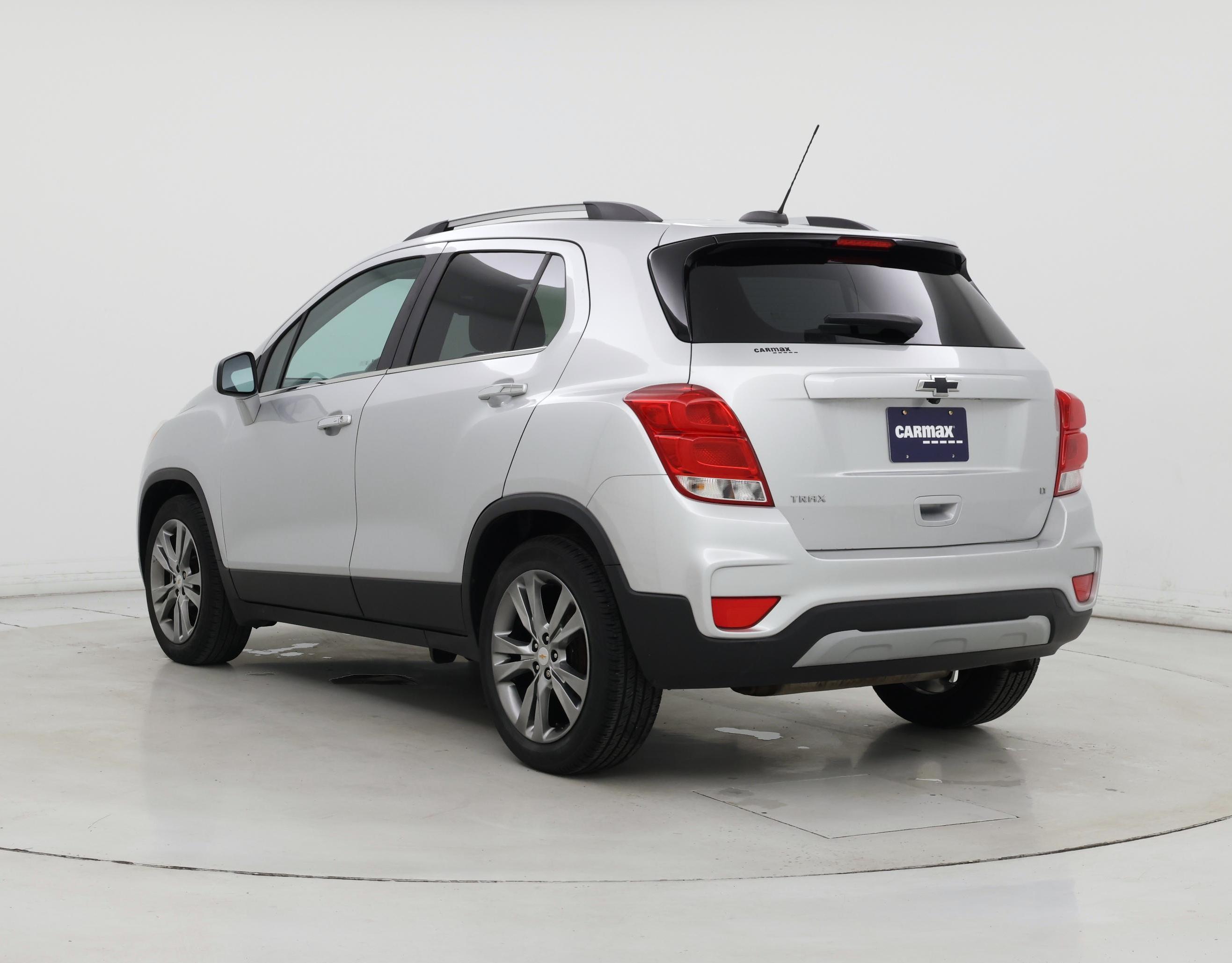 Thumbnail: 2020 Chevrolet Trax - 2