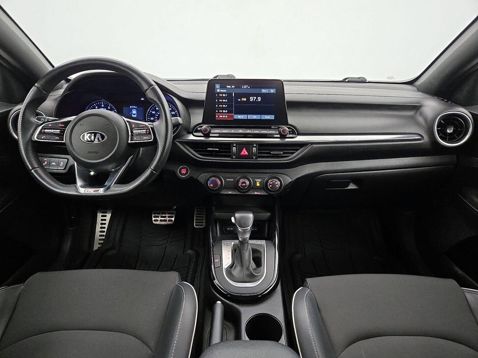 Thumbnail: 2020 Kia Forte - 9