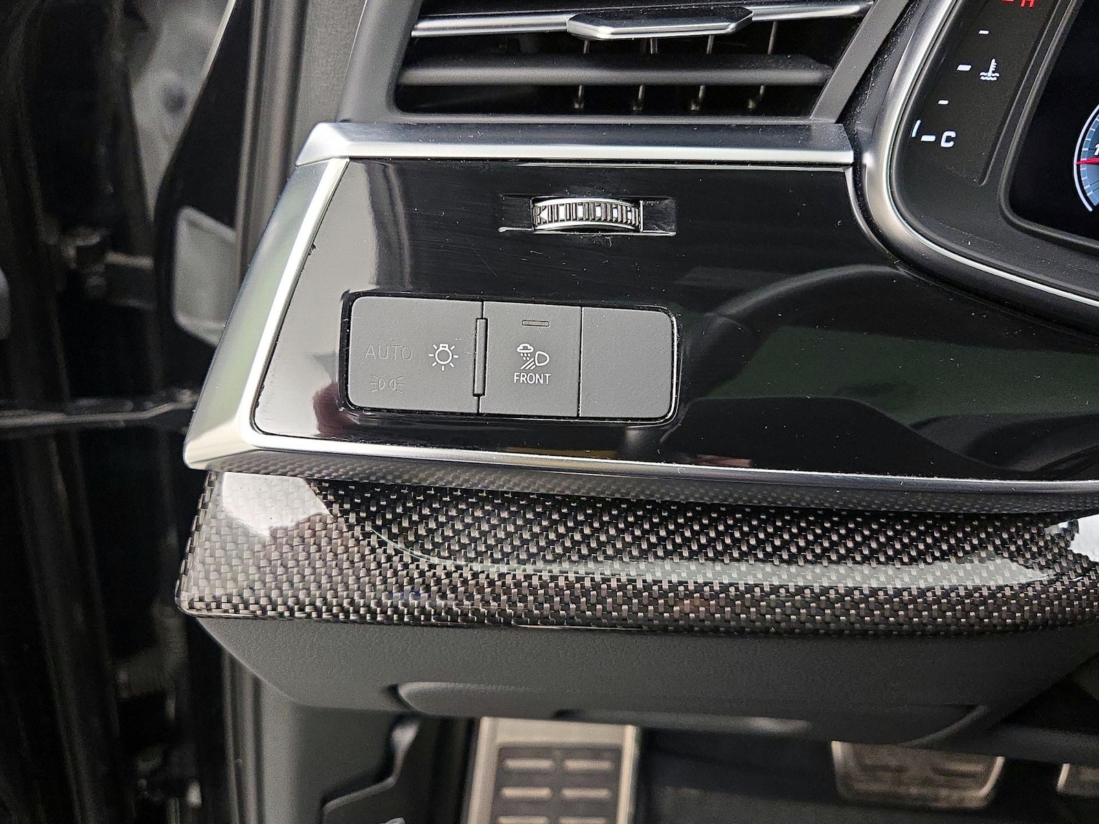 2021 Audi SQ7 Premium Plus - Photo 14