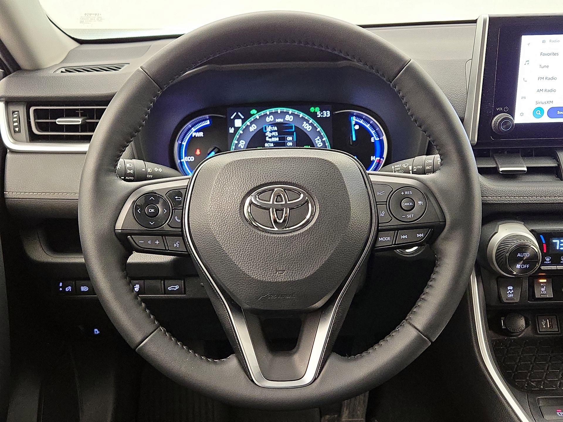 Thumbnail: 2025 Toyota RAV4 - 10