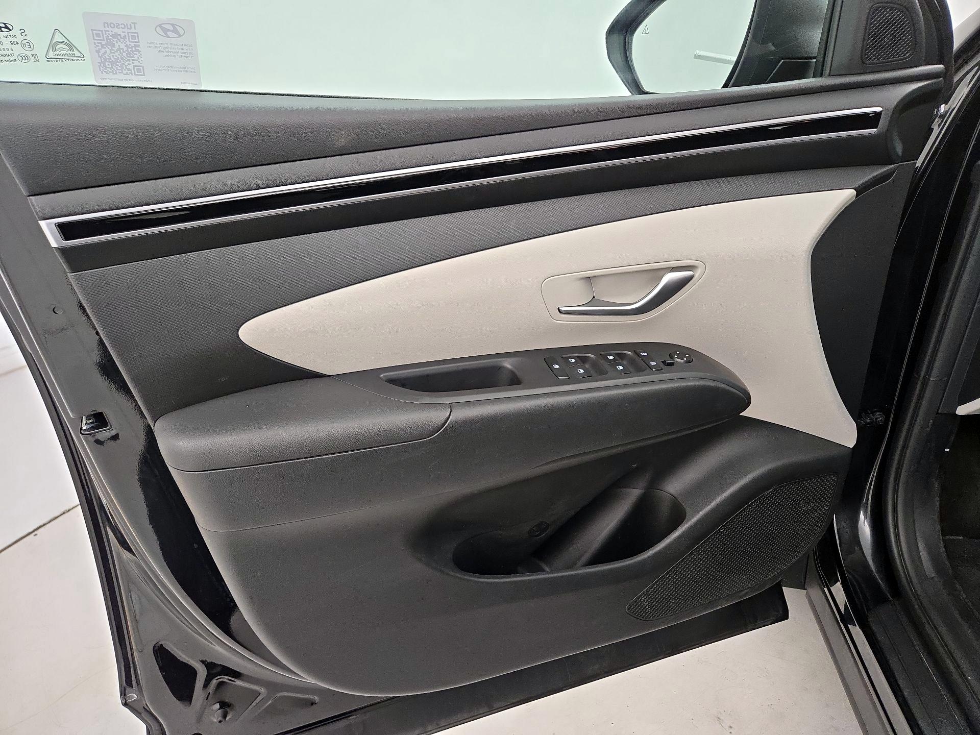 Thumbnail: 2024 Hyundai Tucson - 12