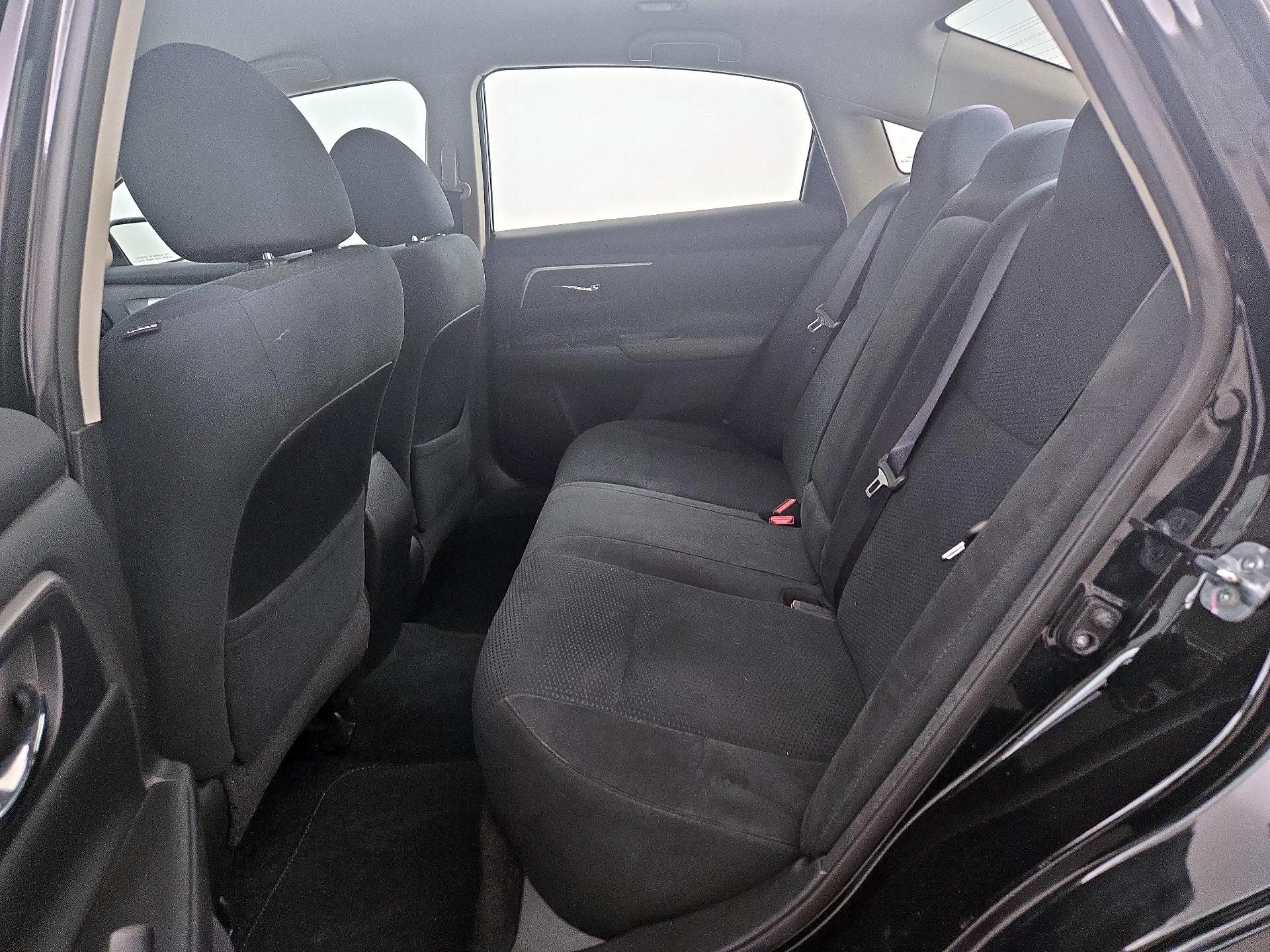 Thumbnail: 2015 Nissan Altima - 19