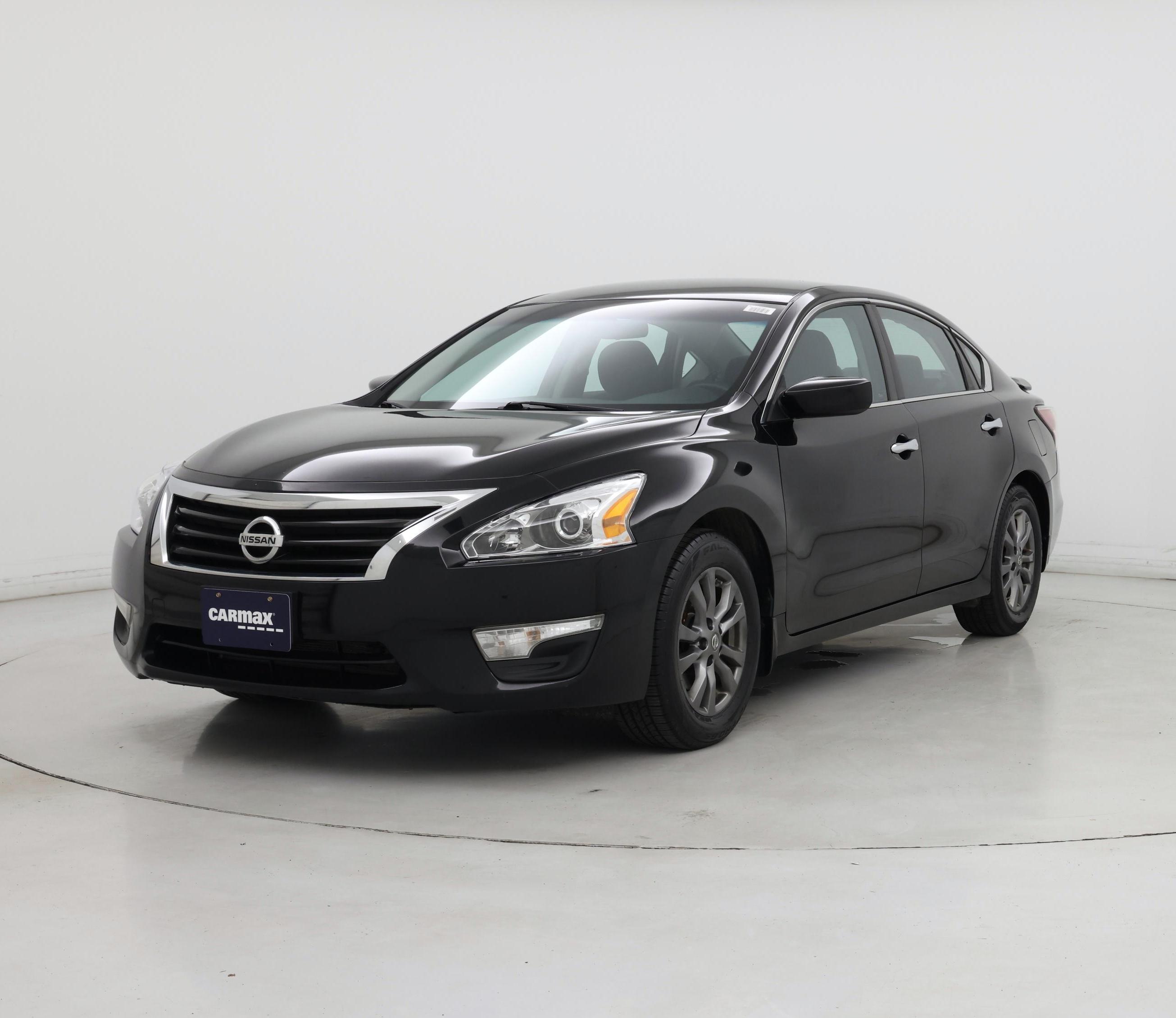 Thumbnail: 2015 Nissan Altima - 4