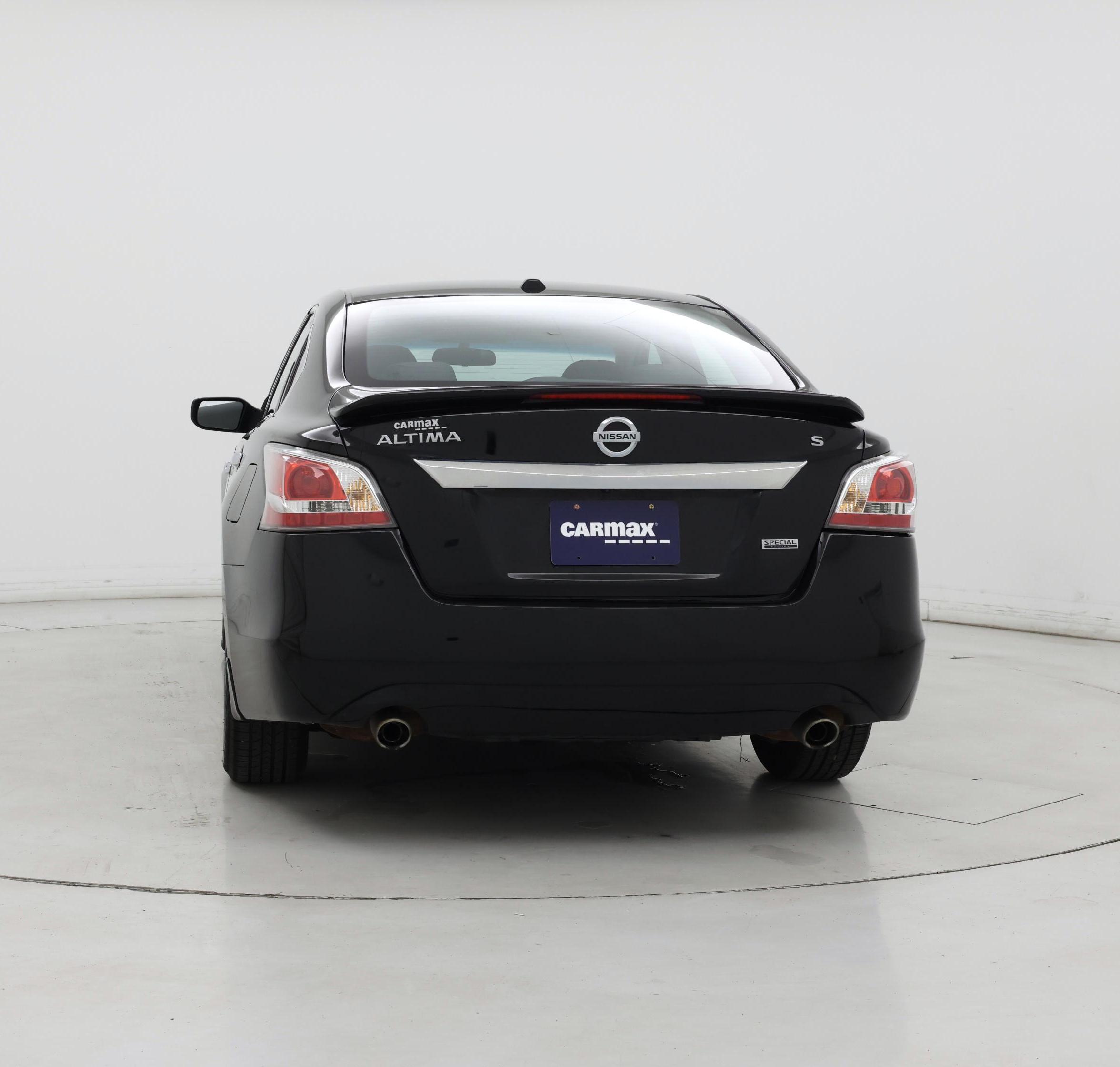 Thumbnail: 2015 Nissan Altima - 6