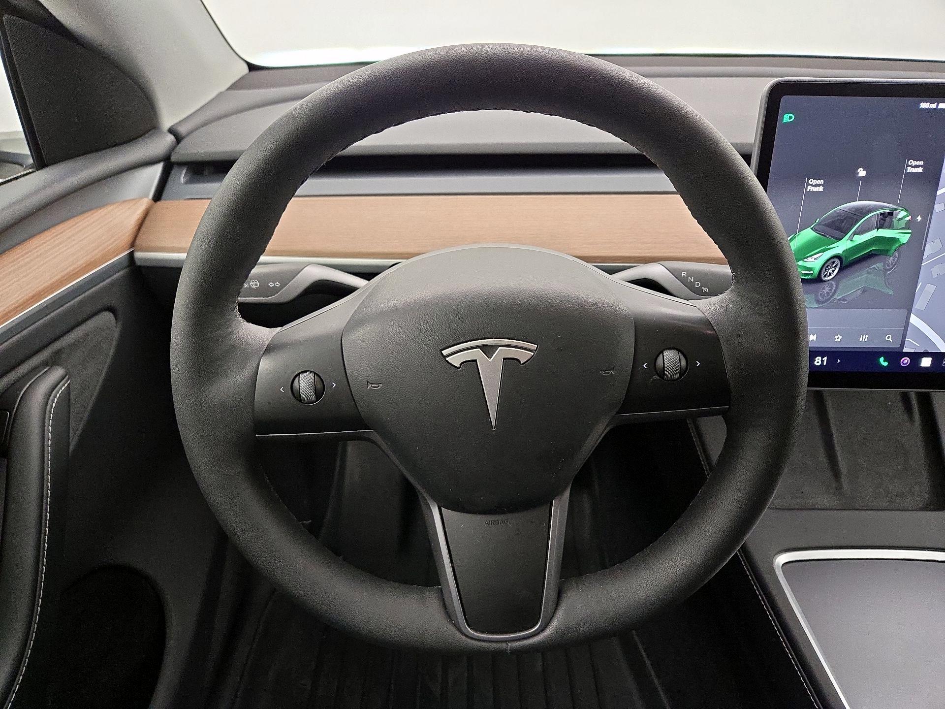 Thumbnail: 2024 Tesla Model Y - 10