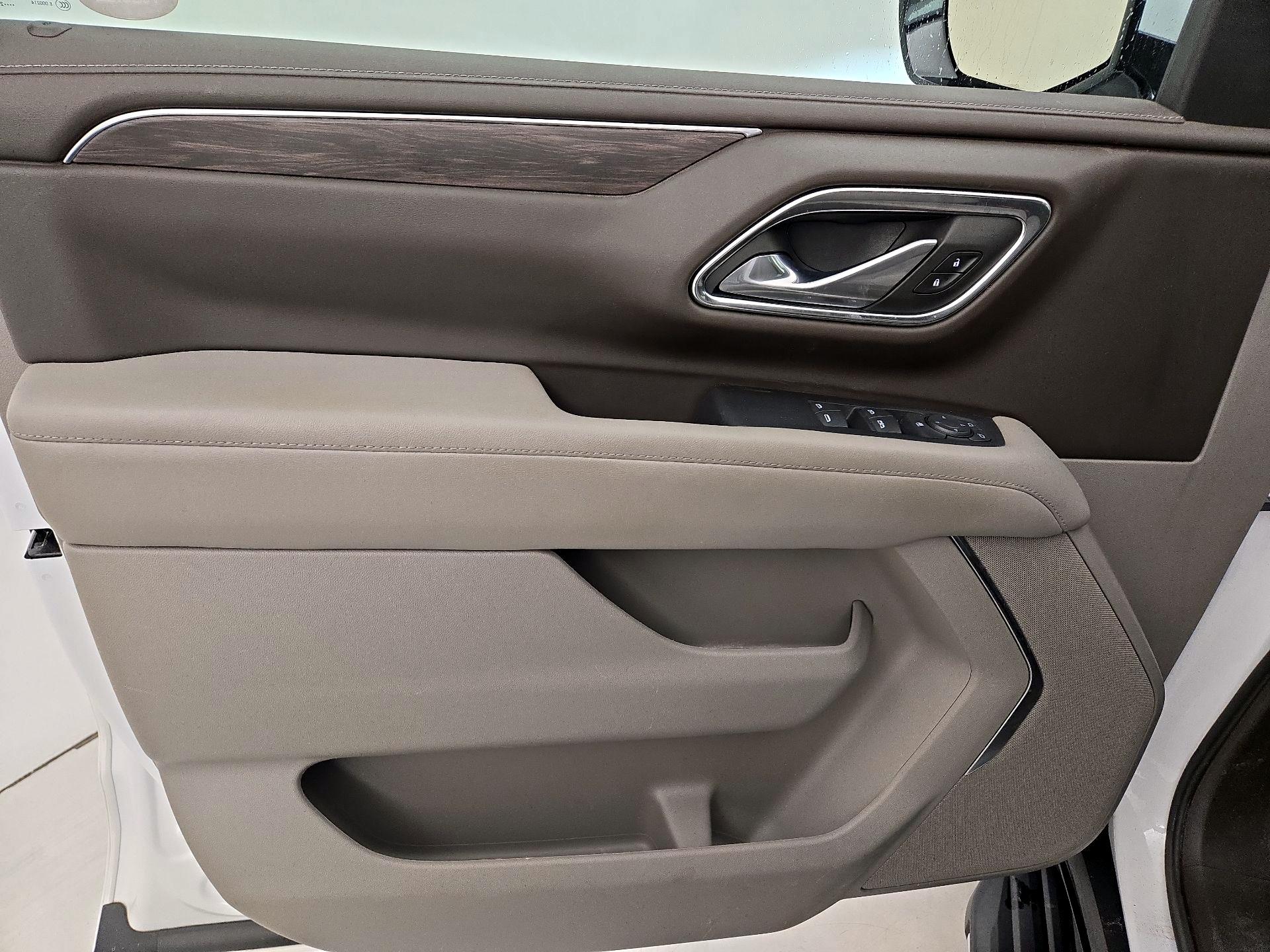 Thumbnail: 2023 Chevrolet Tahoe - 12