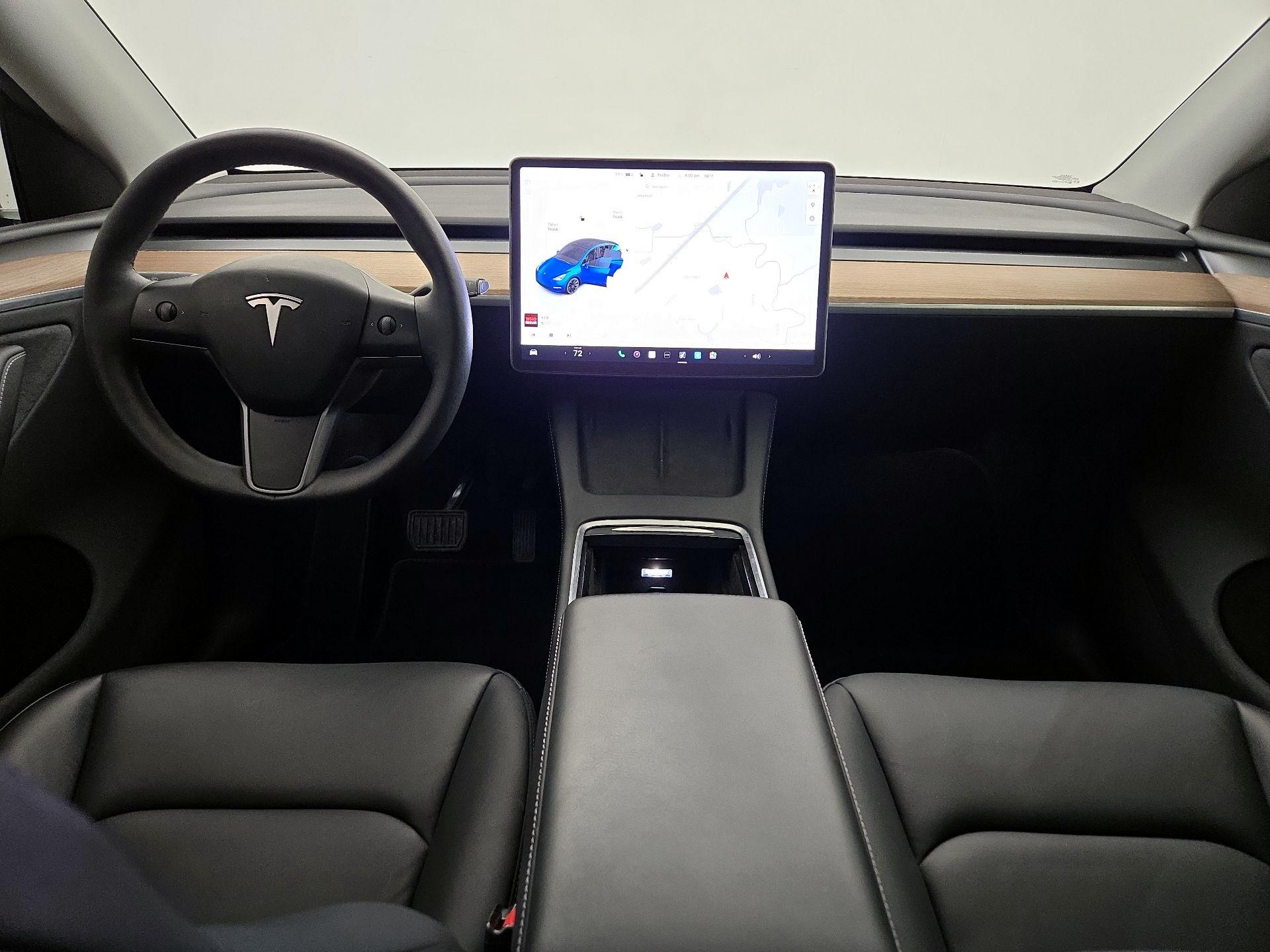 Thumbnail: 2024 Tesla Model Y - 9