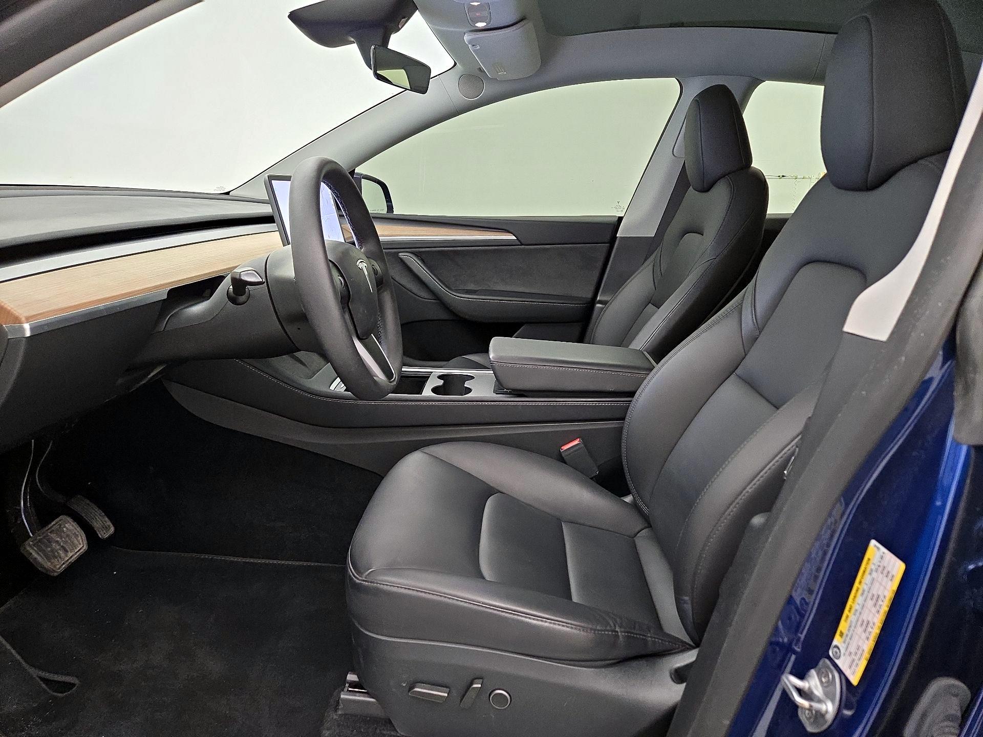 Thumbnail: 2024 Tesla Model Y - 11