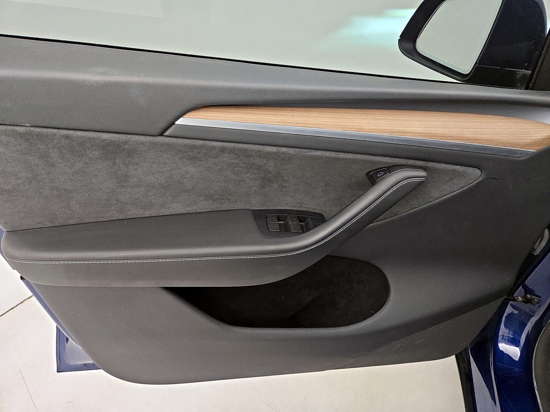 Thumbnail: 2024 Tesla Model Y - 12