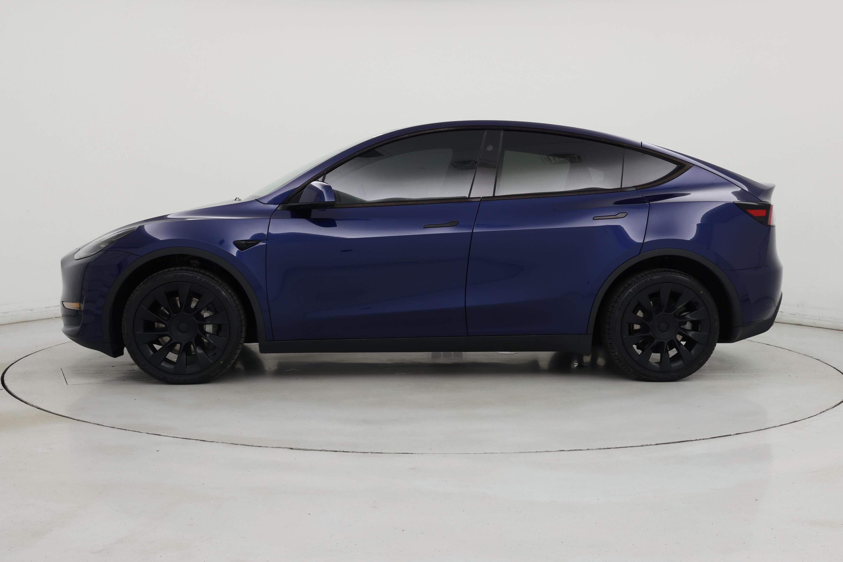 Thumbnail: 2024 Tesla Model Y - 3