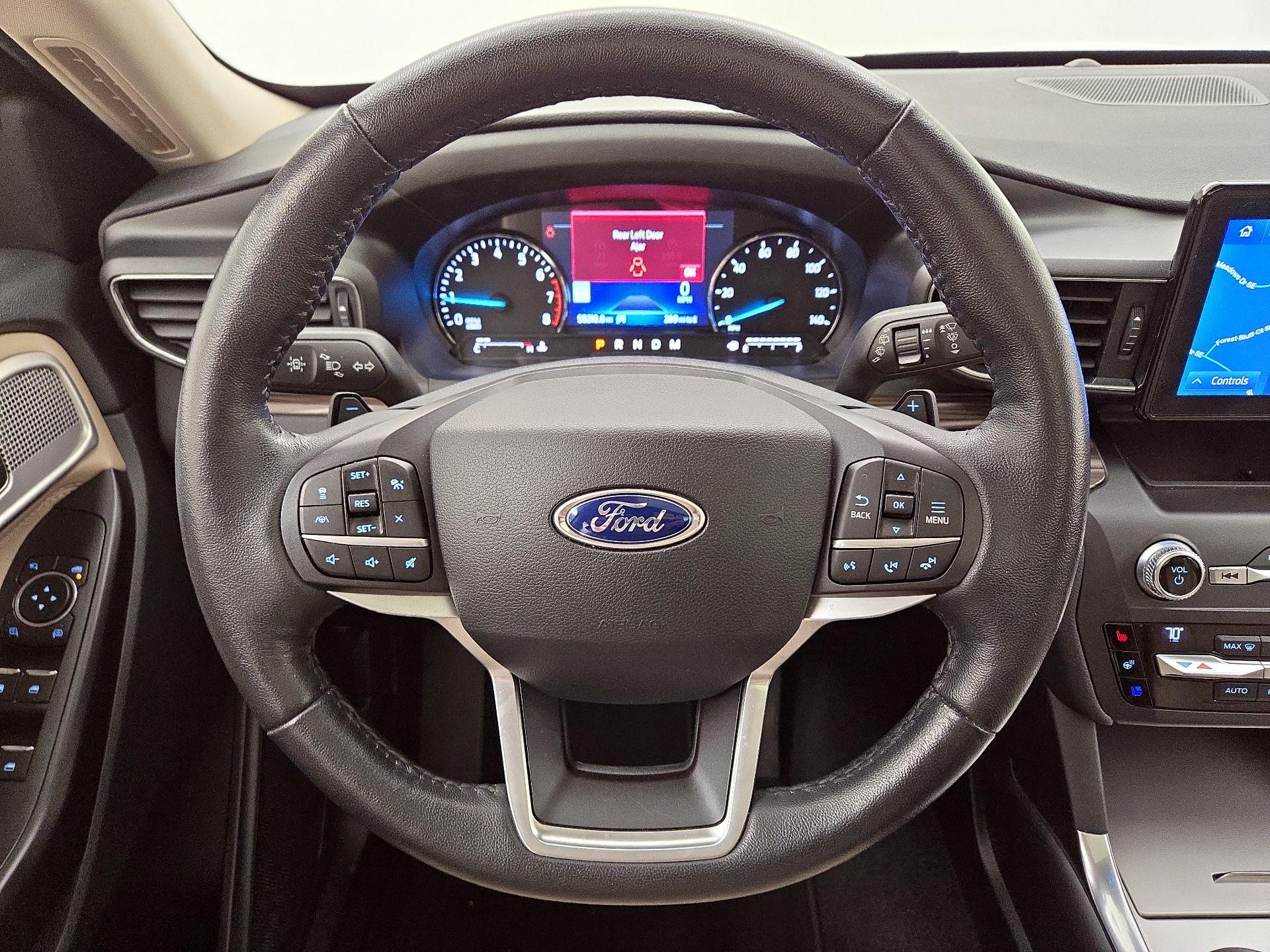 Thumbnail: 2020 Ford Explorer - 10