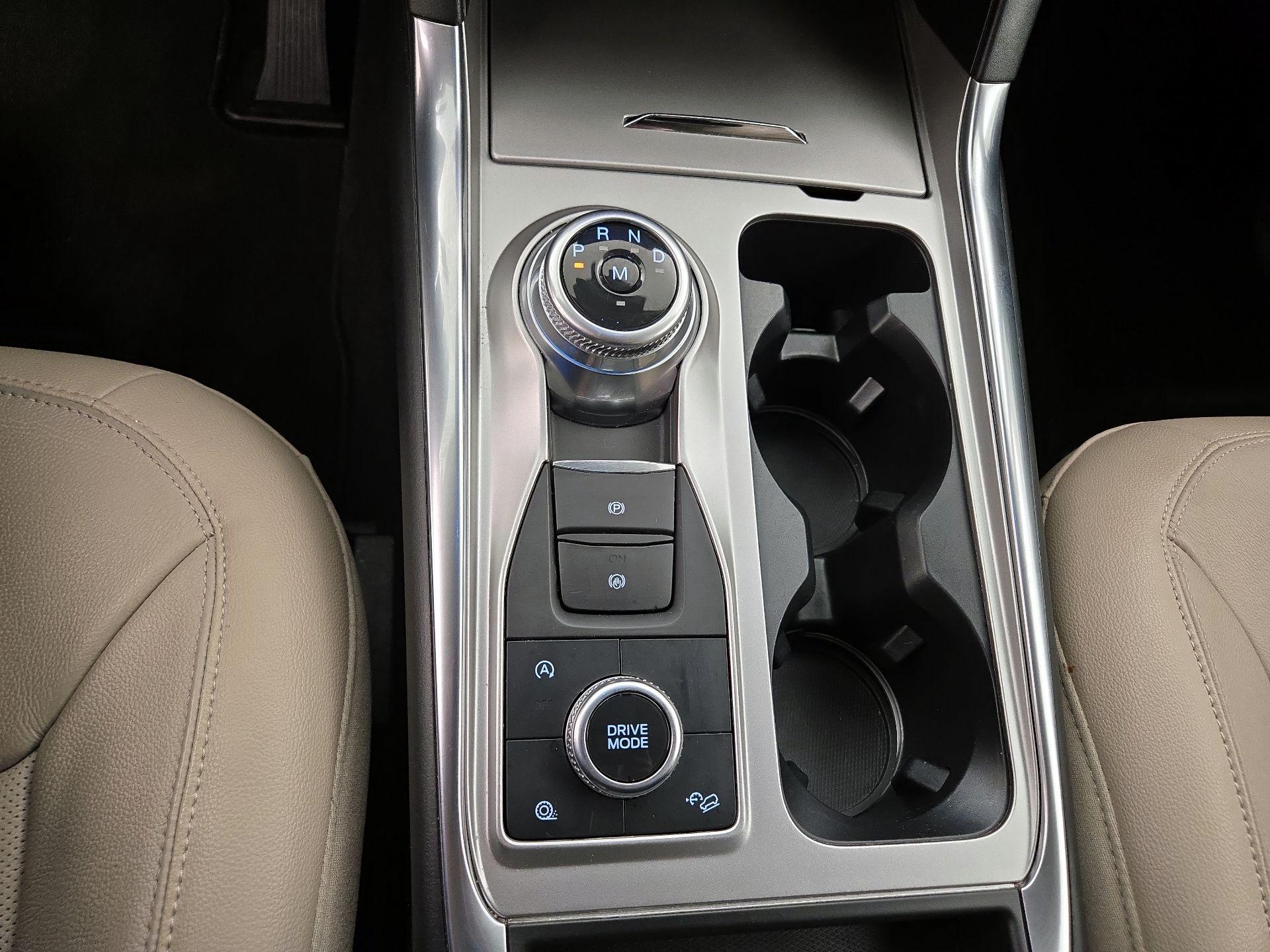 Thumbnail: 2020 Ford Explorer - 18