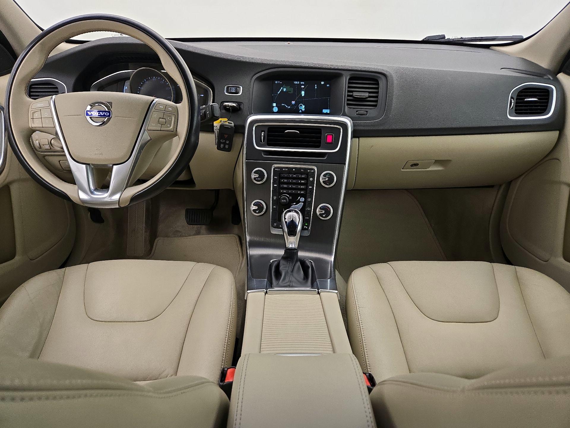 Thumbnail: 2015 Volvo S60 - 9