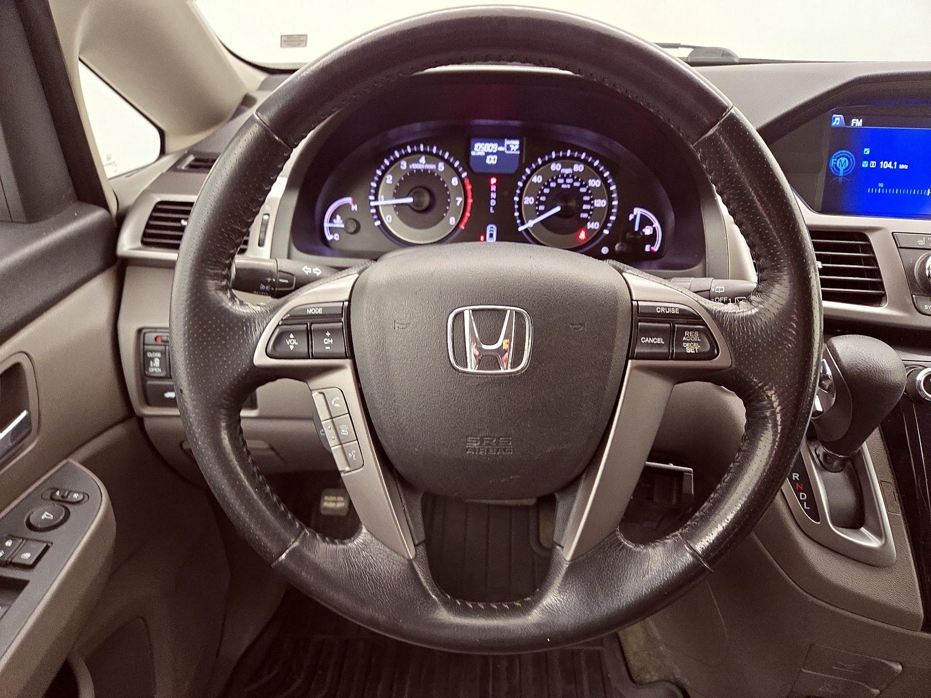 Thumbnail: 2016 Honda Odyssey - 10