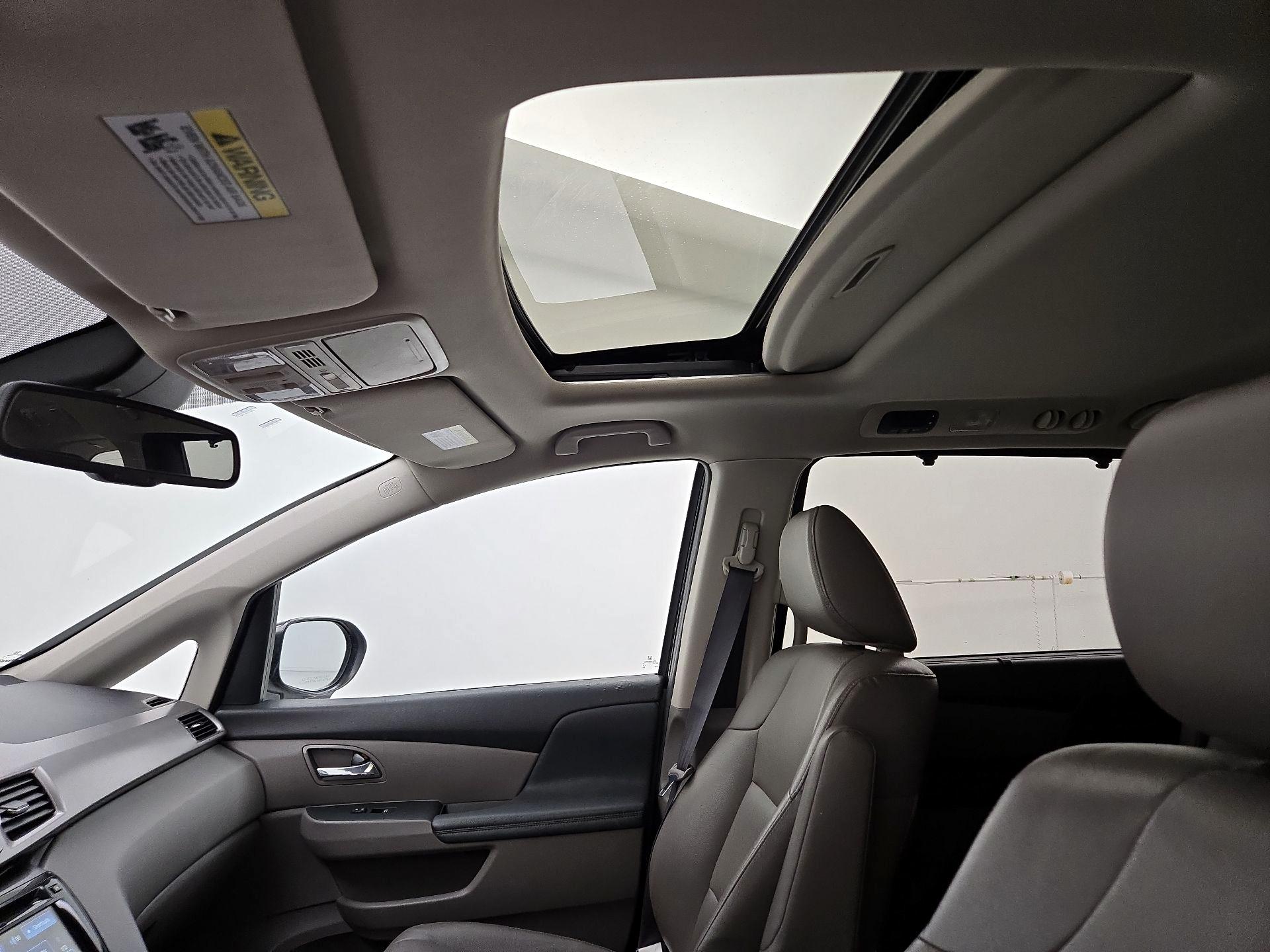 Thumbnail: 2016 Honda Odyssey - 19