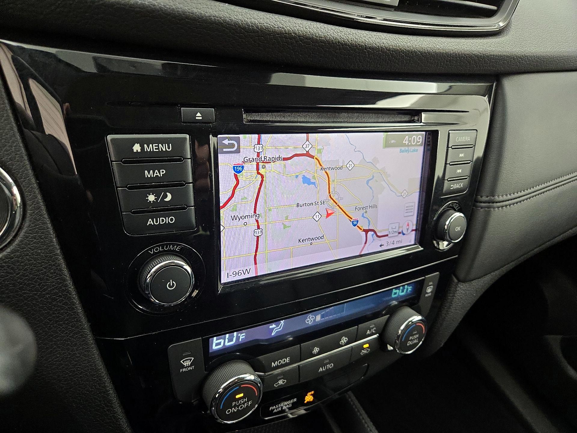 Thumbnail: 2018 Nissan Rogue - 14