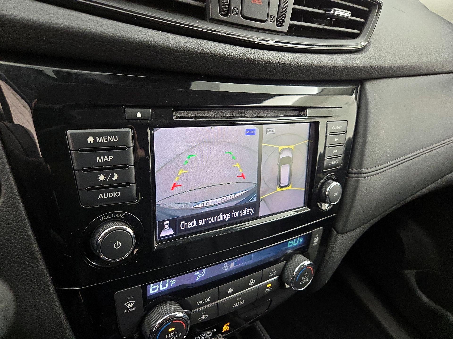 Thumbnail: 2018 Nissan Rogue - 15