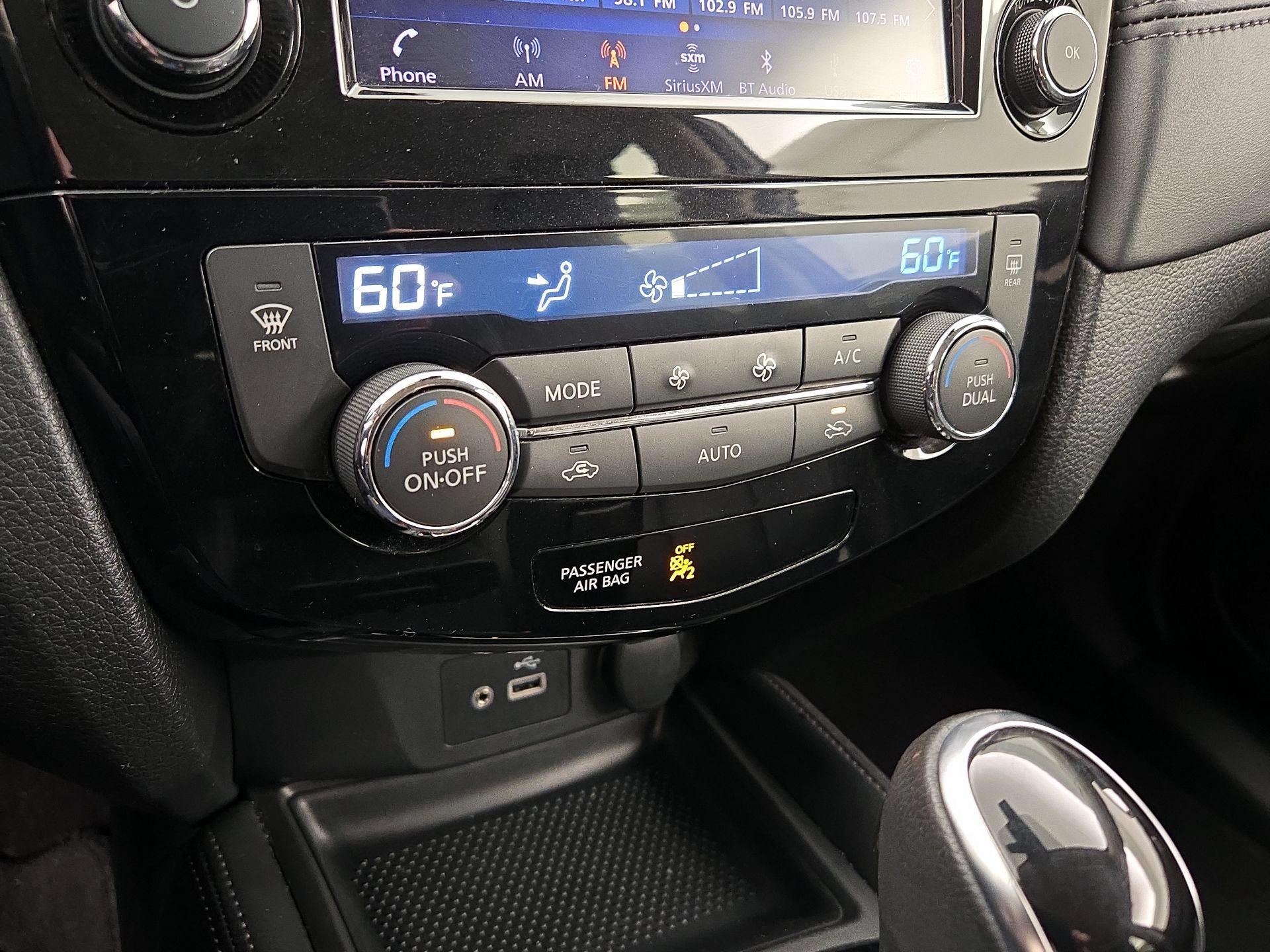 Thumbnail: 2018 Nissan Rogue - 17