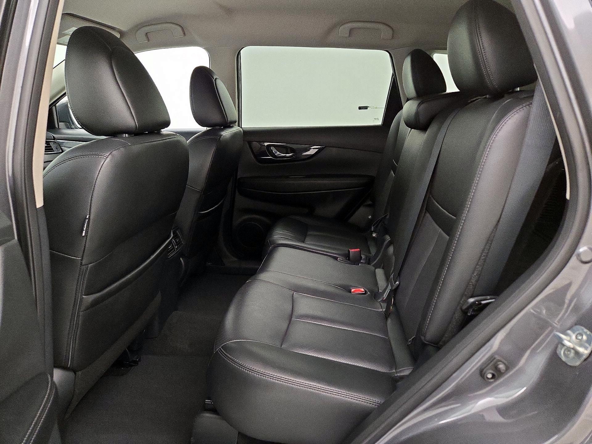 Thumbnail: 2018 Nissan Rogue - 20