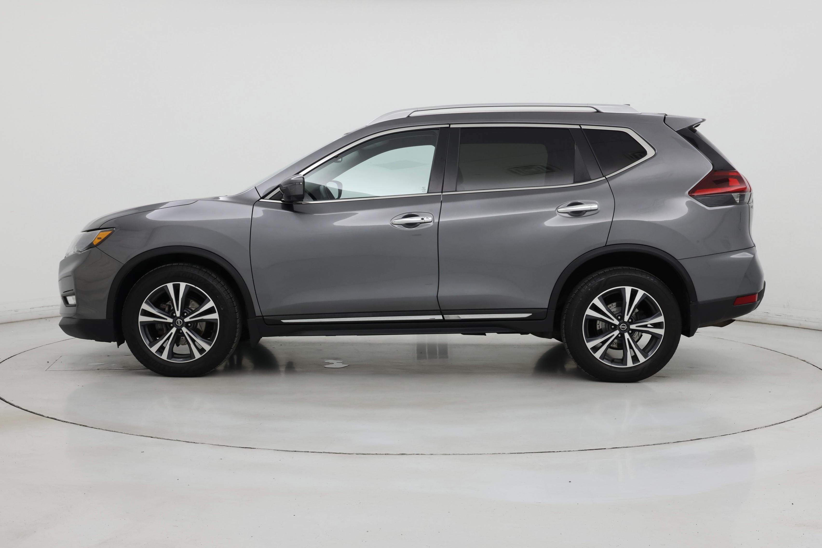 Thumbnail: 2018 Nissan Rogue - 3