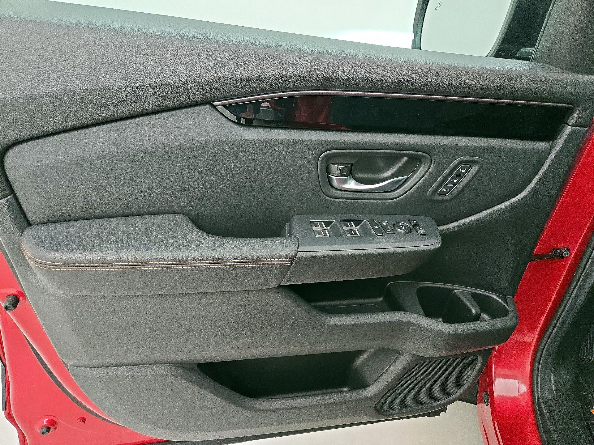 Thumbnail: 2025 Honda Pilot - 12