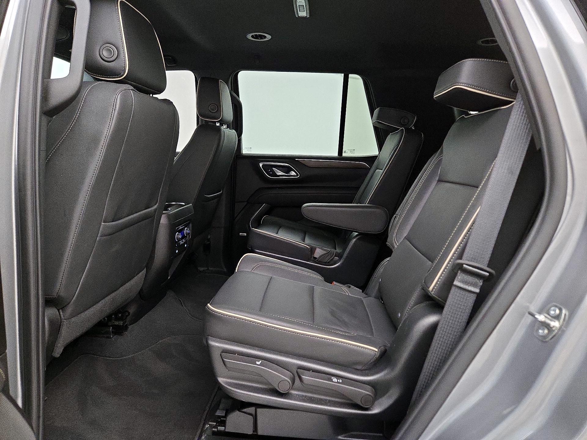 Thumbnail: 2023 Chevrolet Tahoe - 19