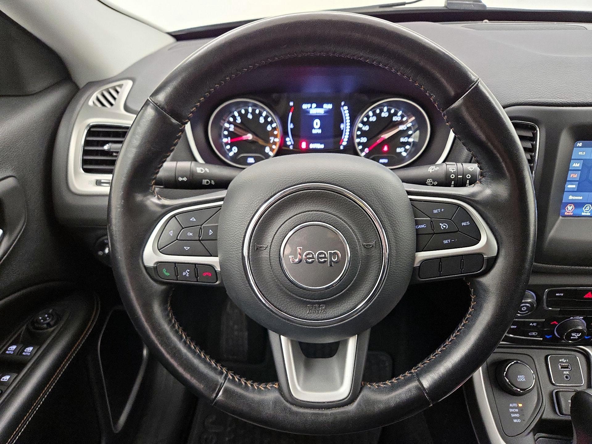 Thumbnail: 2020 Jeep Compass - 10