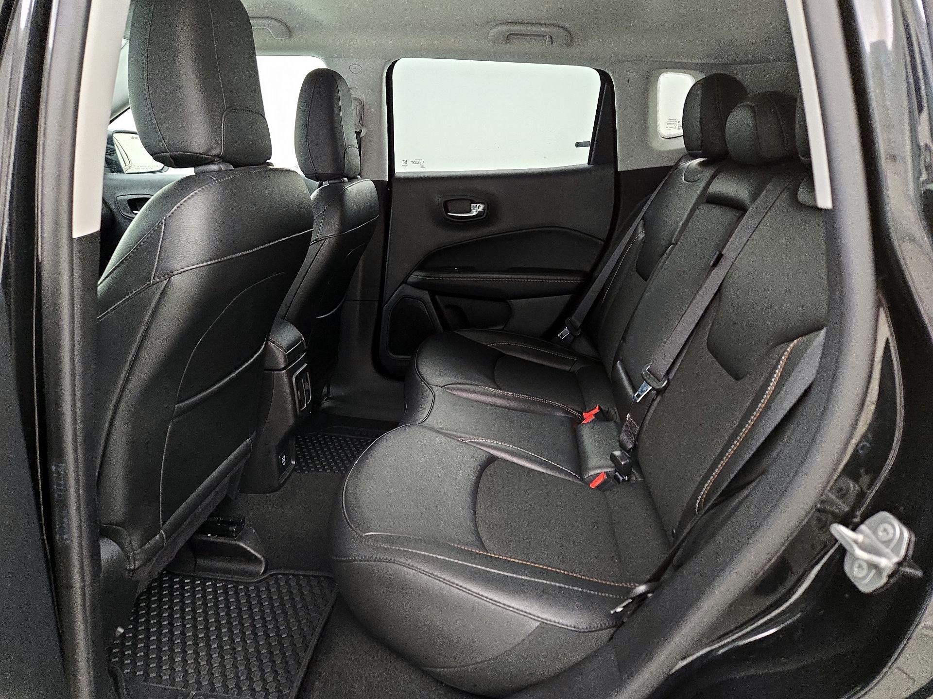 Thumbnail: 2020 Jeep Compass - 19