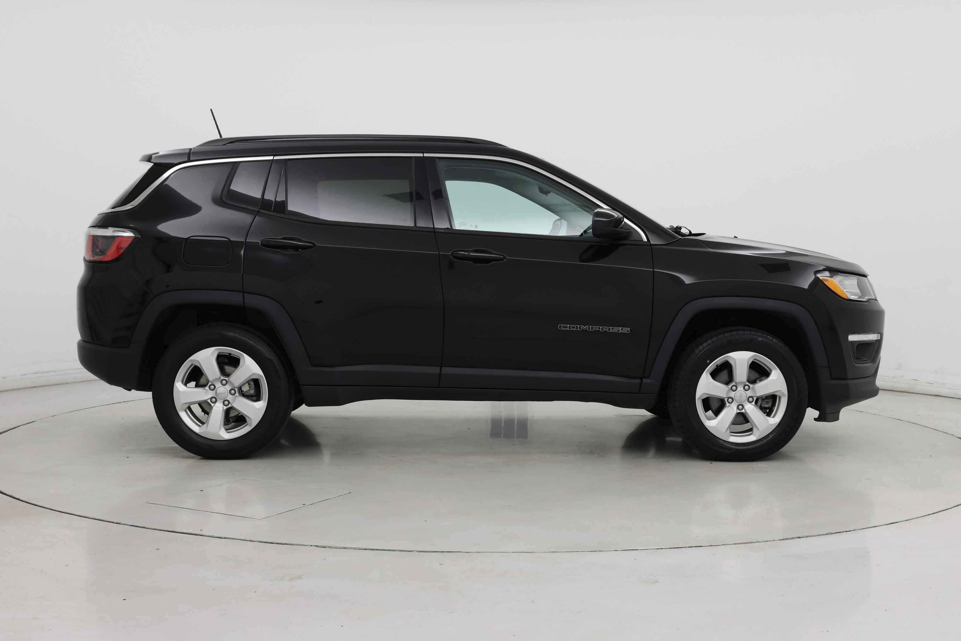 Thumbnail: 2020 Jeep Compass - 7
