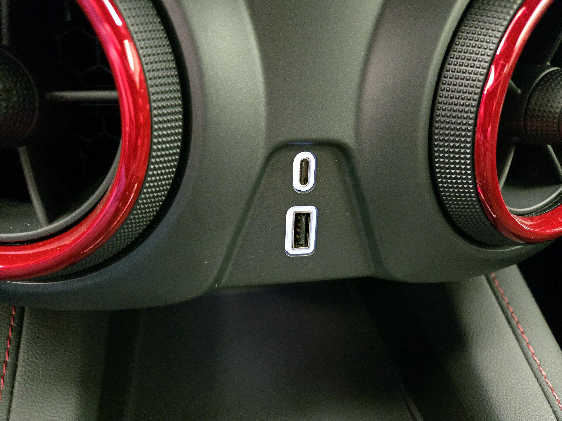 Thumbnail: 2022 Chevrolet Blazer - 19