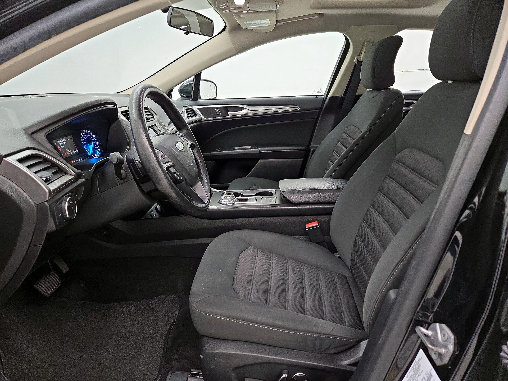 Thumbnail: 2018 Ford Fusion - 11