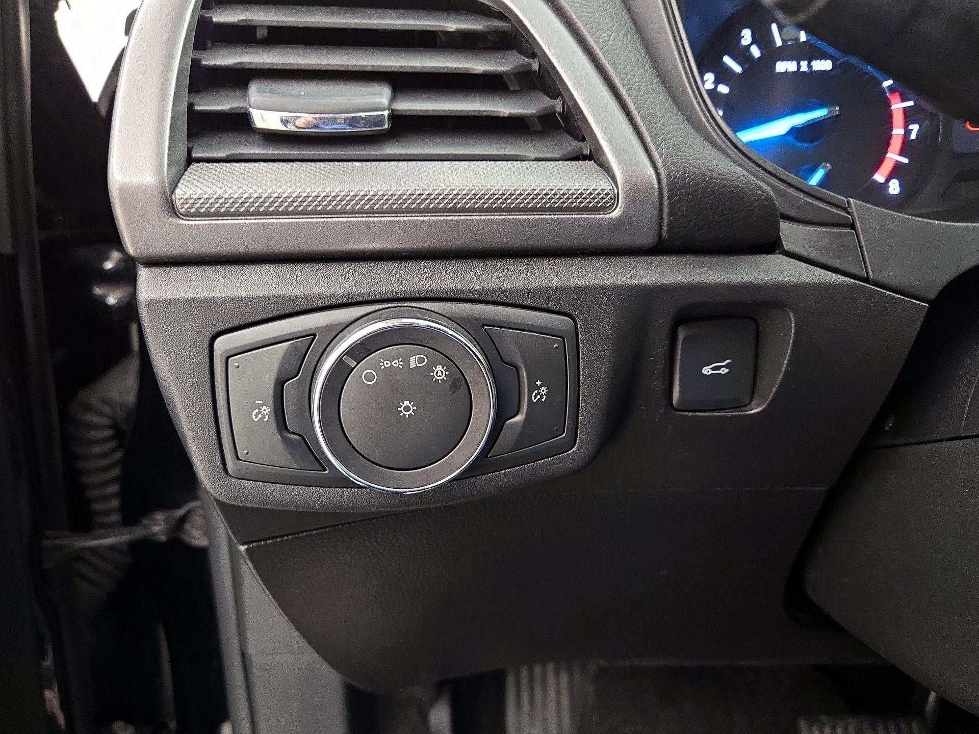 Thumbnail: 2018 Ford Fusion - 13