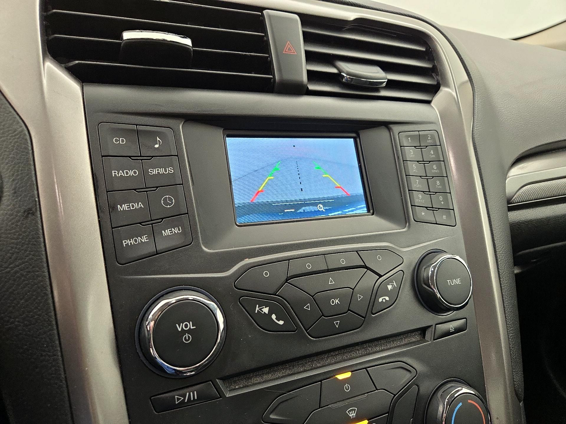 Thumbnail: 2018 Ford Fusion - 14