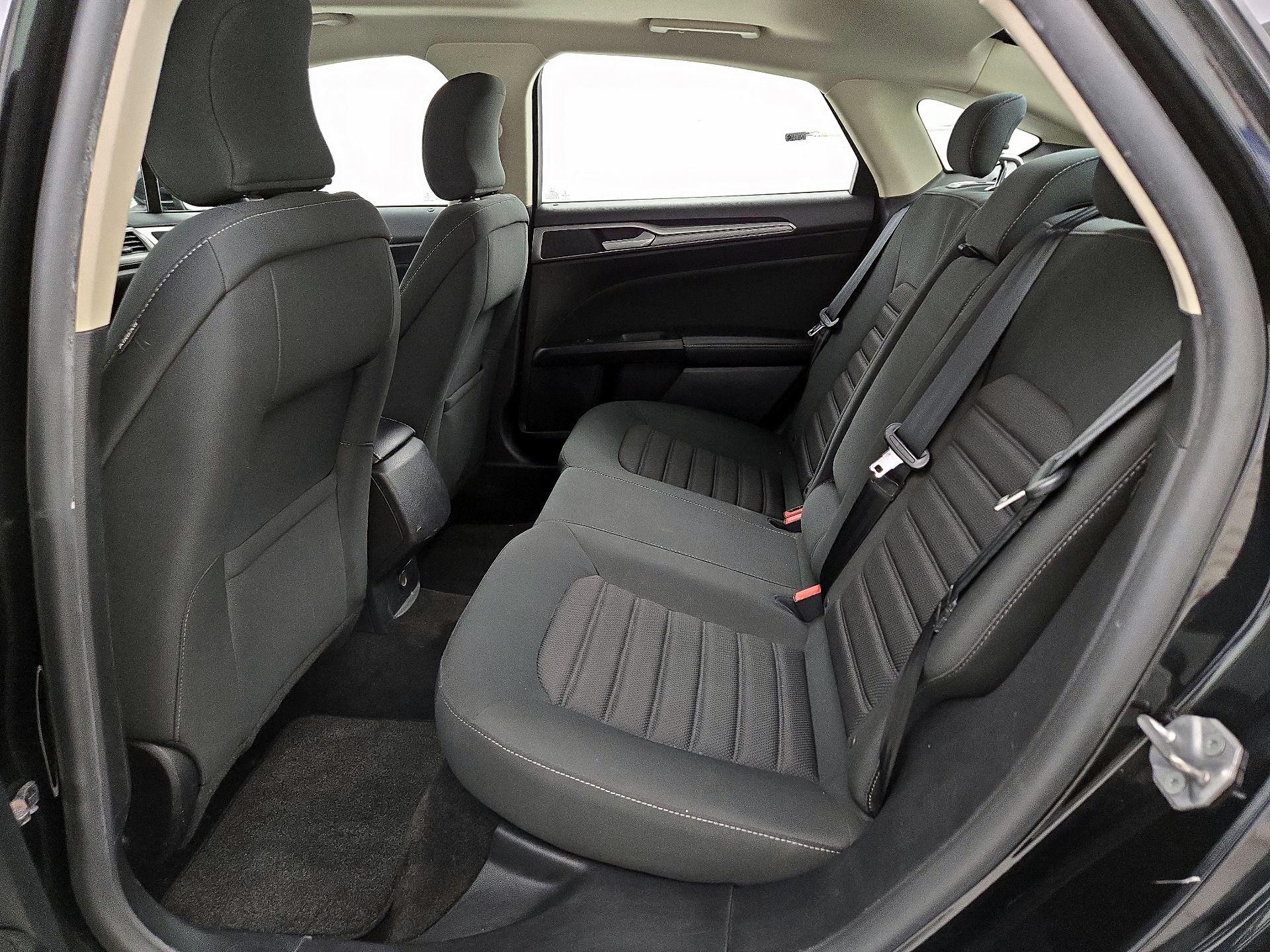 Thumbnail: 2018 Ford Fusion - 20