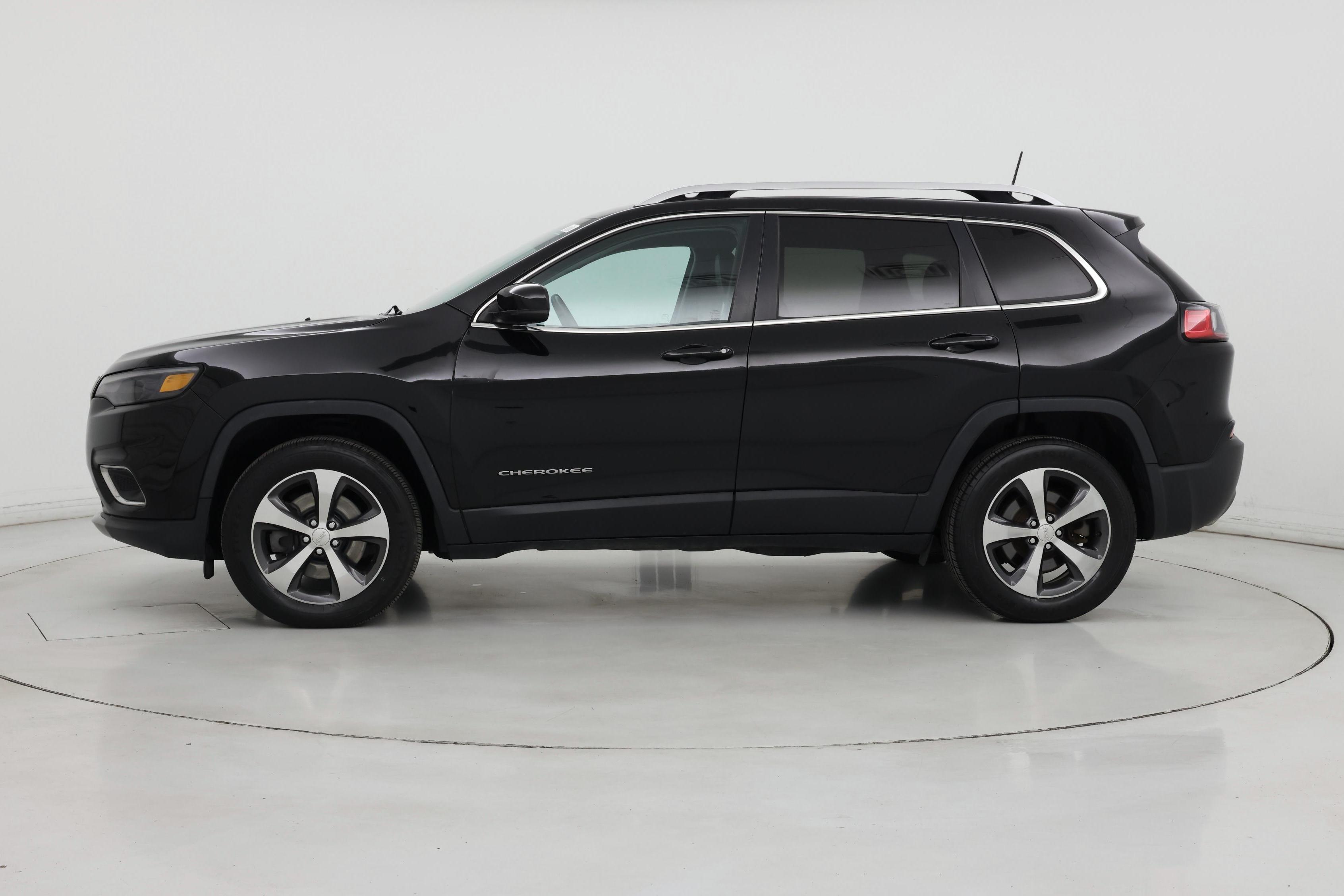 Thumbnail: 2019 Jeep Cherokee - 3