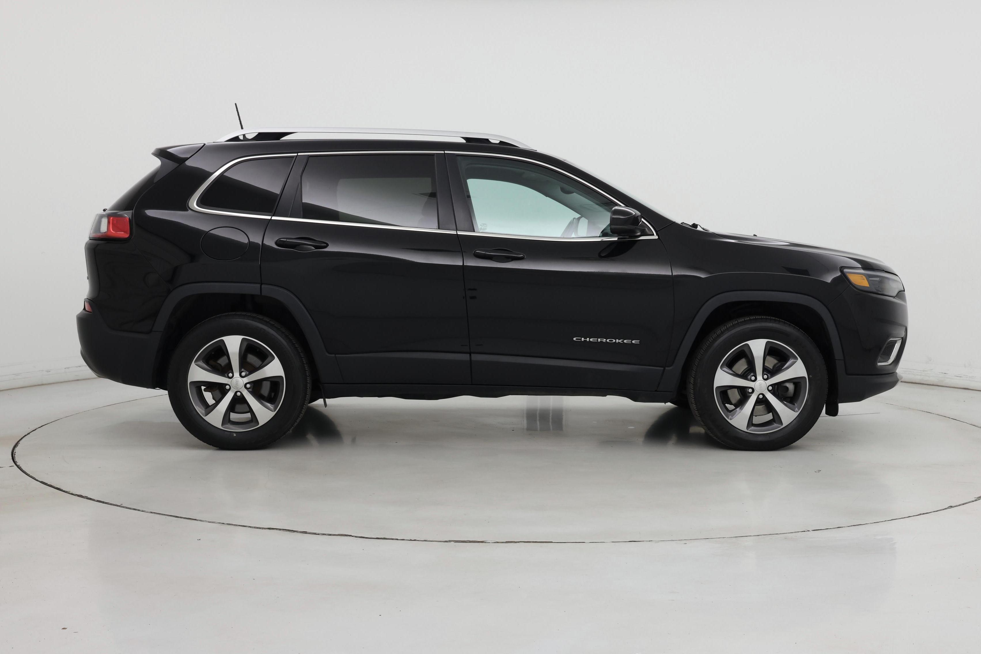 Thumbnail: 2019 Jeep Cherokee - 7