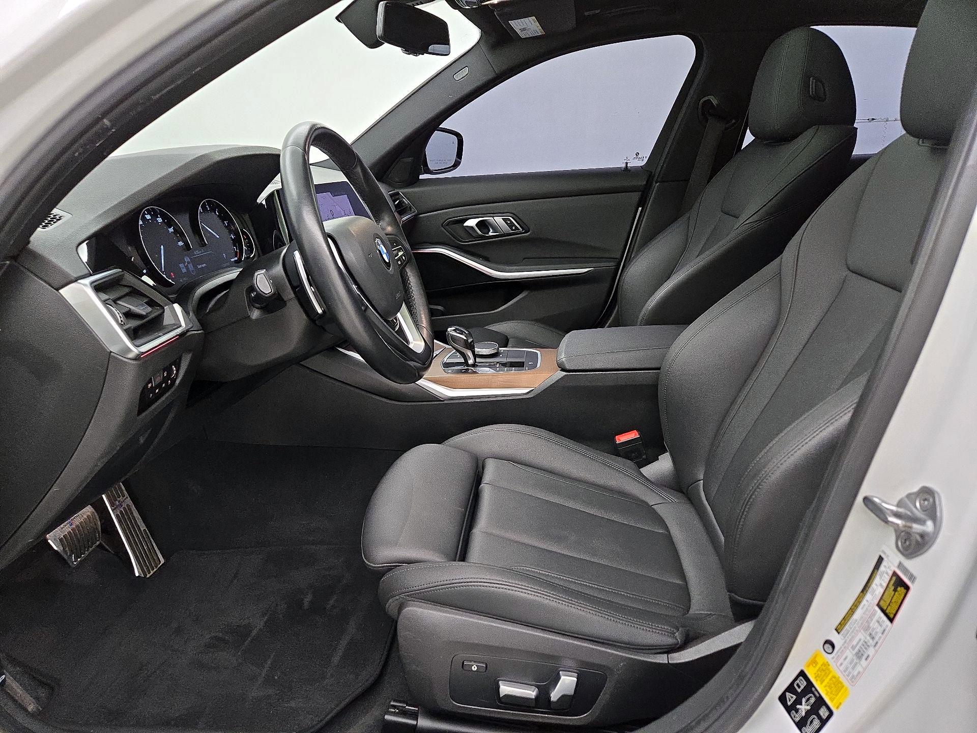 Thumbnail: 2020 BMW 3 Series - 11